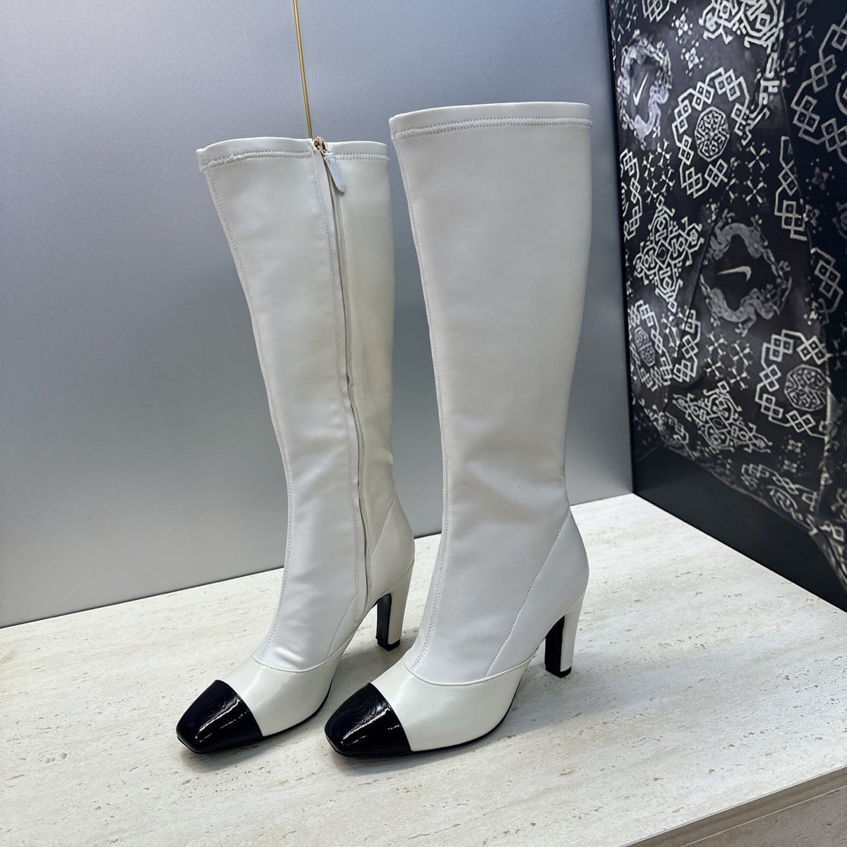 CC 26S Knee High Boots 9cm White Lambskin Patent 118734