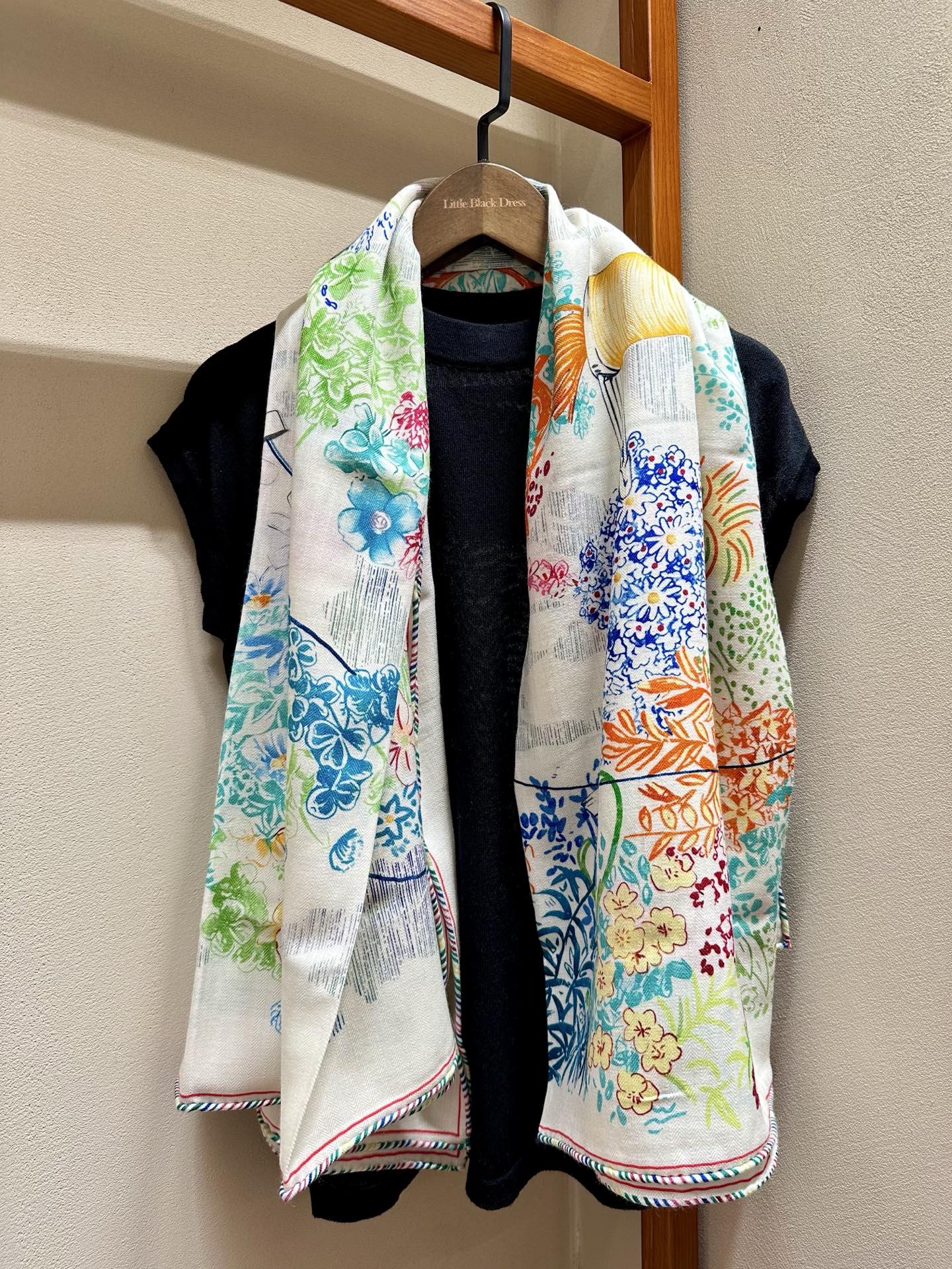 HM 26s Scarf 140 In Cashmere And Silk 216083