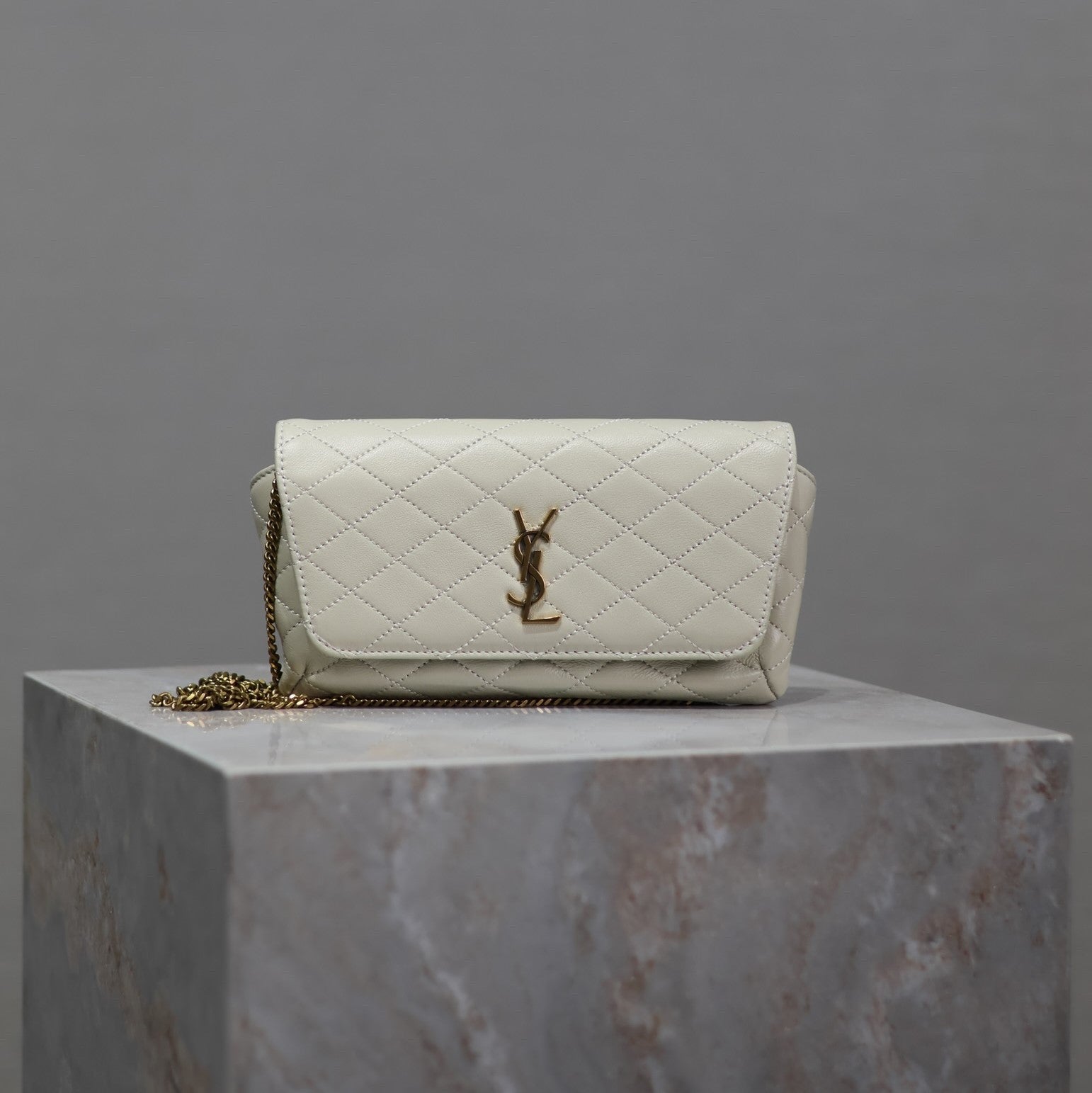Prada Gaby Phone Bag 19cm White Quilted Leather GHW