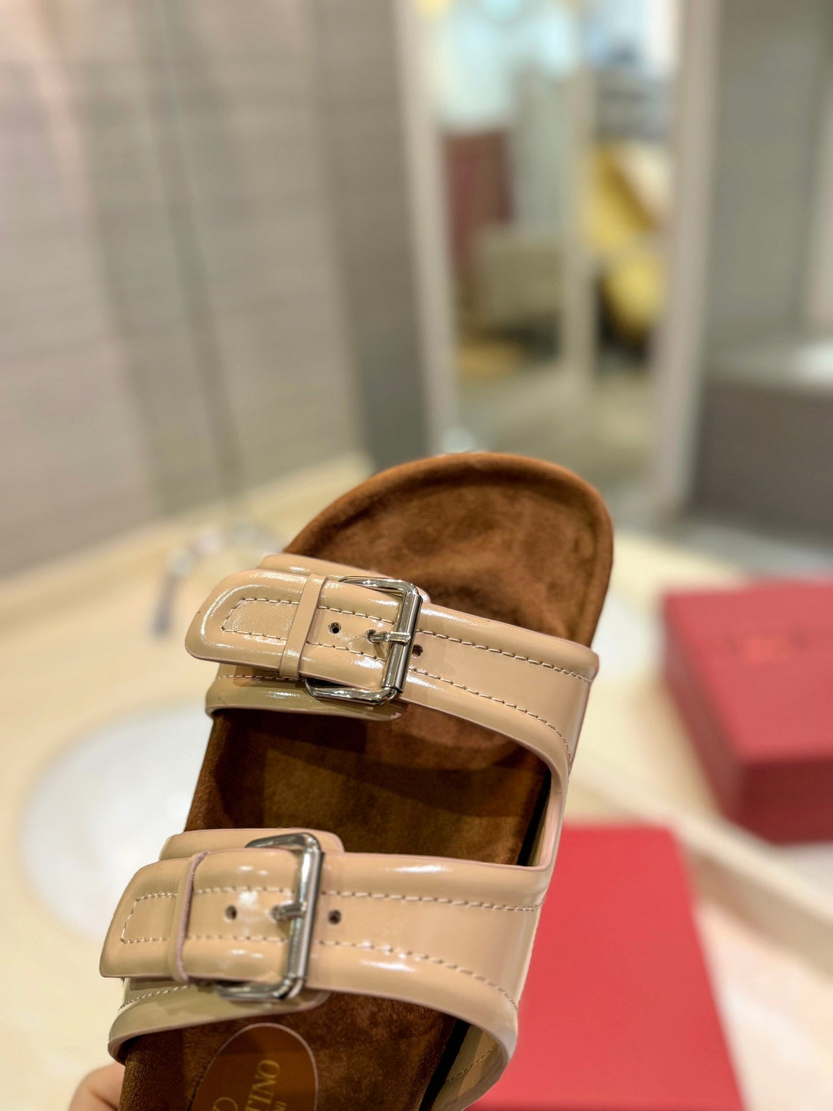 VT 26s Fussfriend Two Strap Sandals Nude Brown Patent Leather Suede 985407