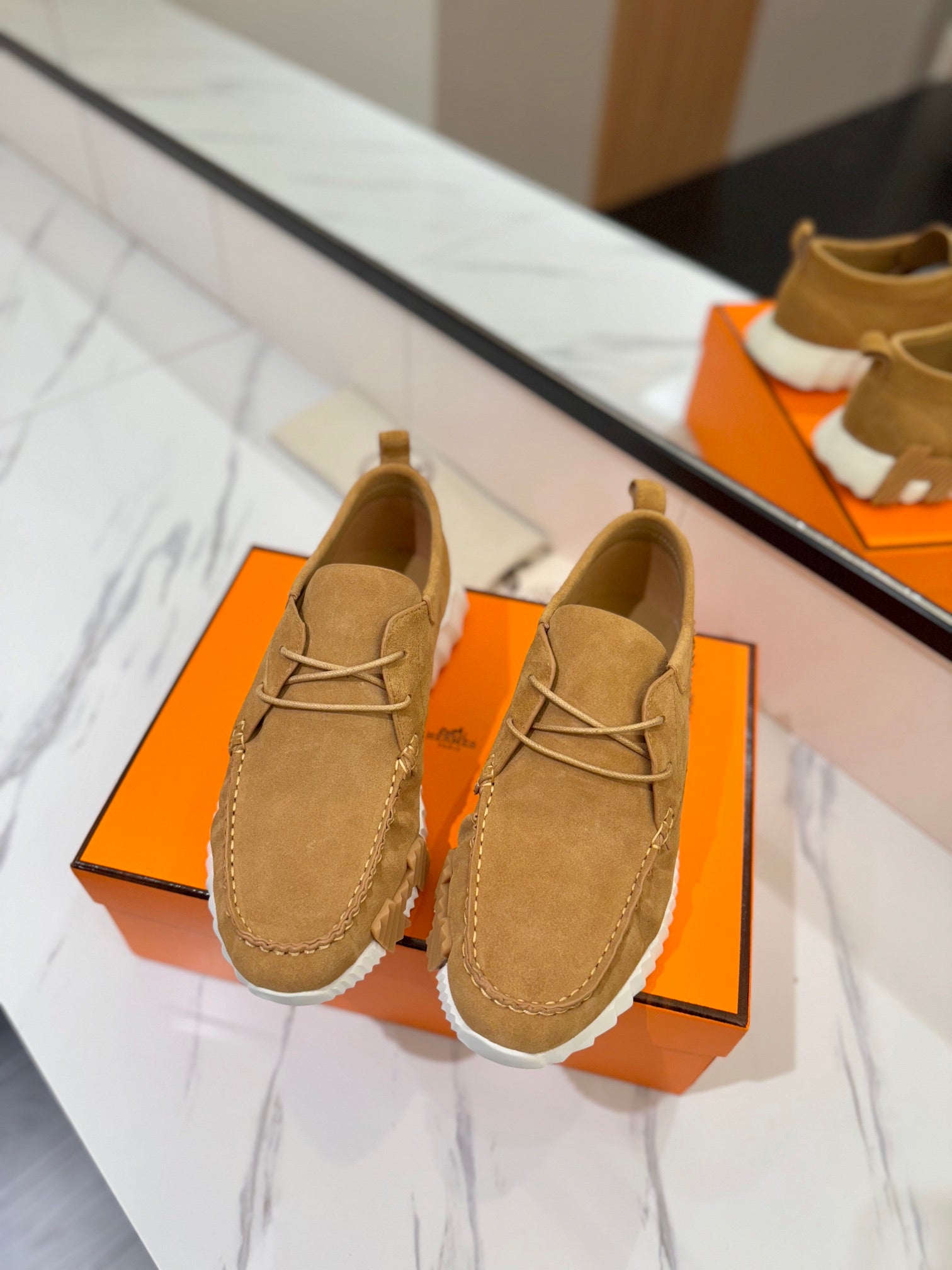 HM Increase Sneaker Caramel Suede 983035