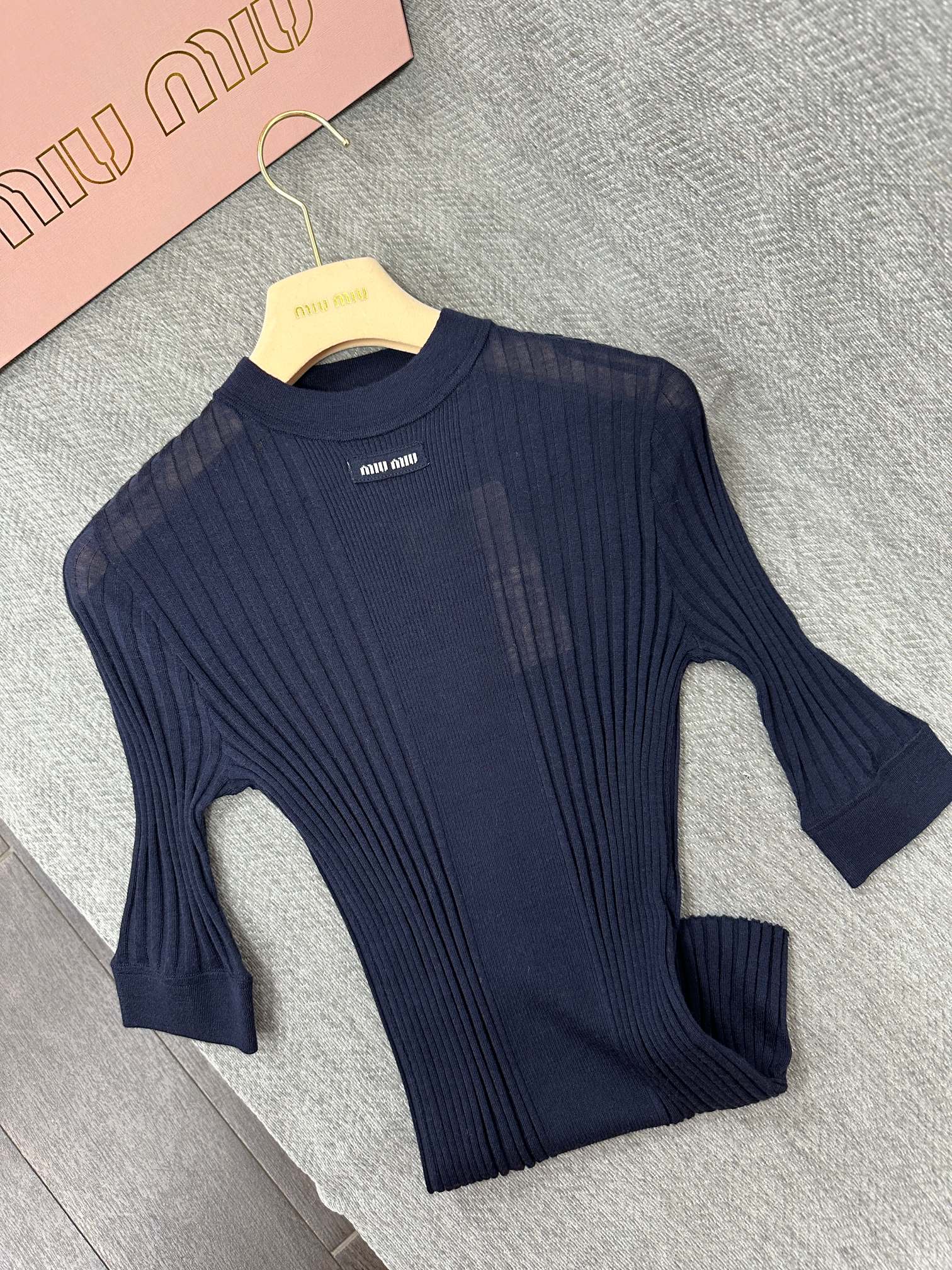 Miu Short-sleeved T-shirt Navy Blue Wool 345306
