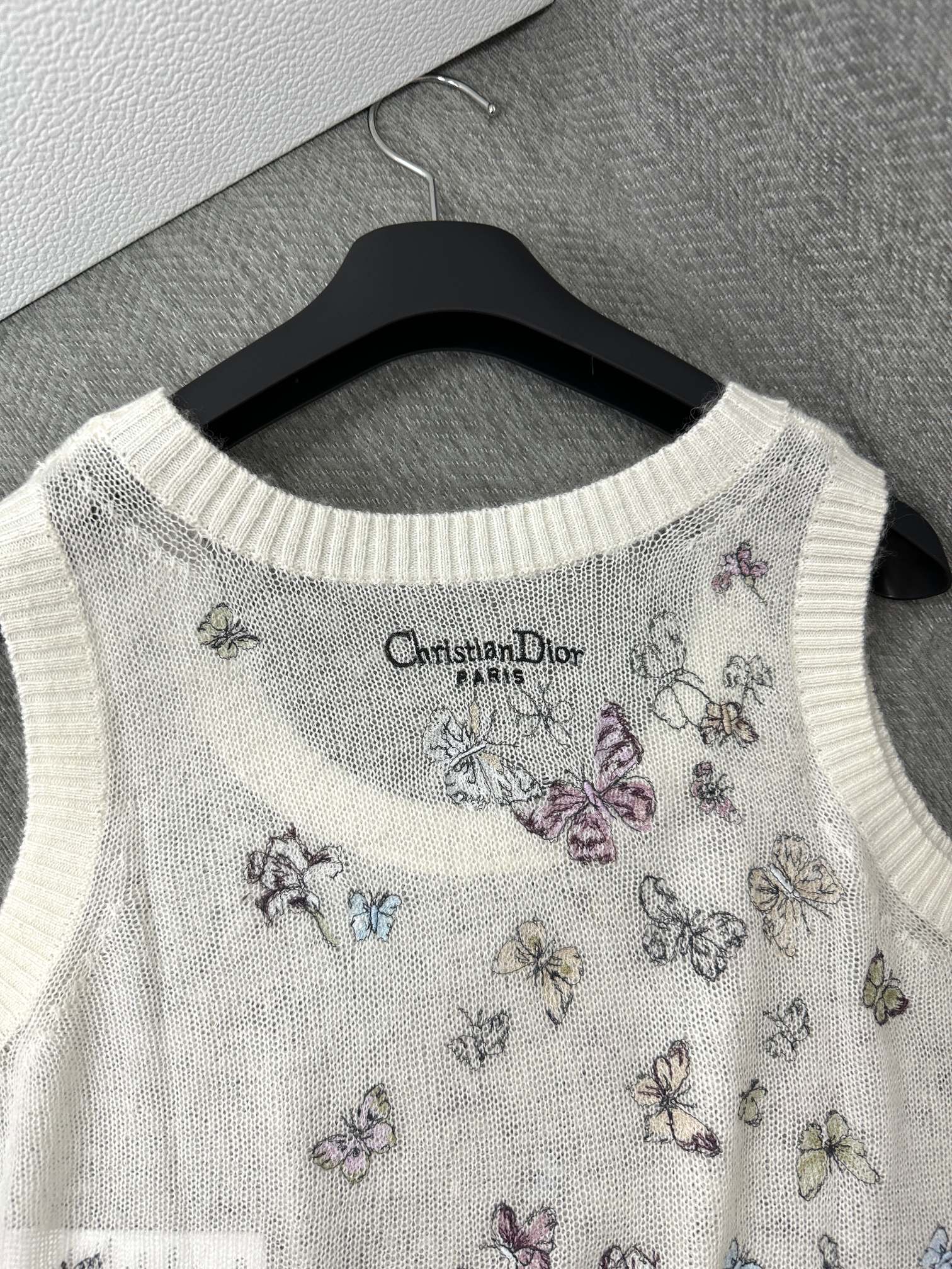 CD Butterfly Embroidered Vest White Alpaca Wool Cashmere 345333