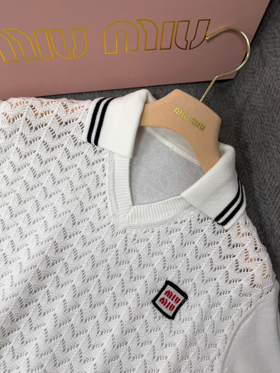 Miu 26s Perforated Collar Short-Sleeve White Cotton 414815
