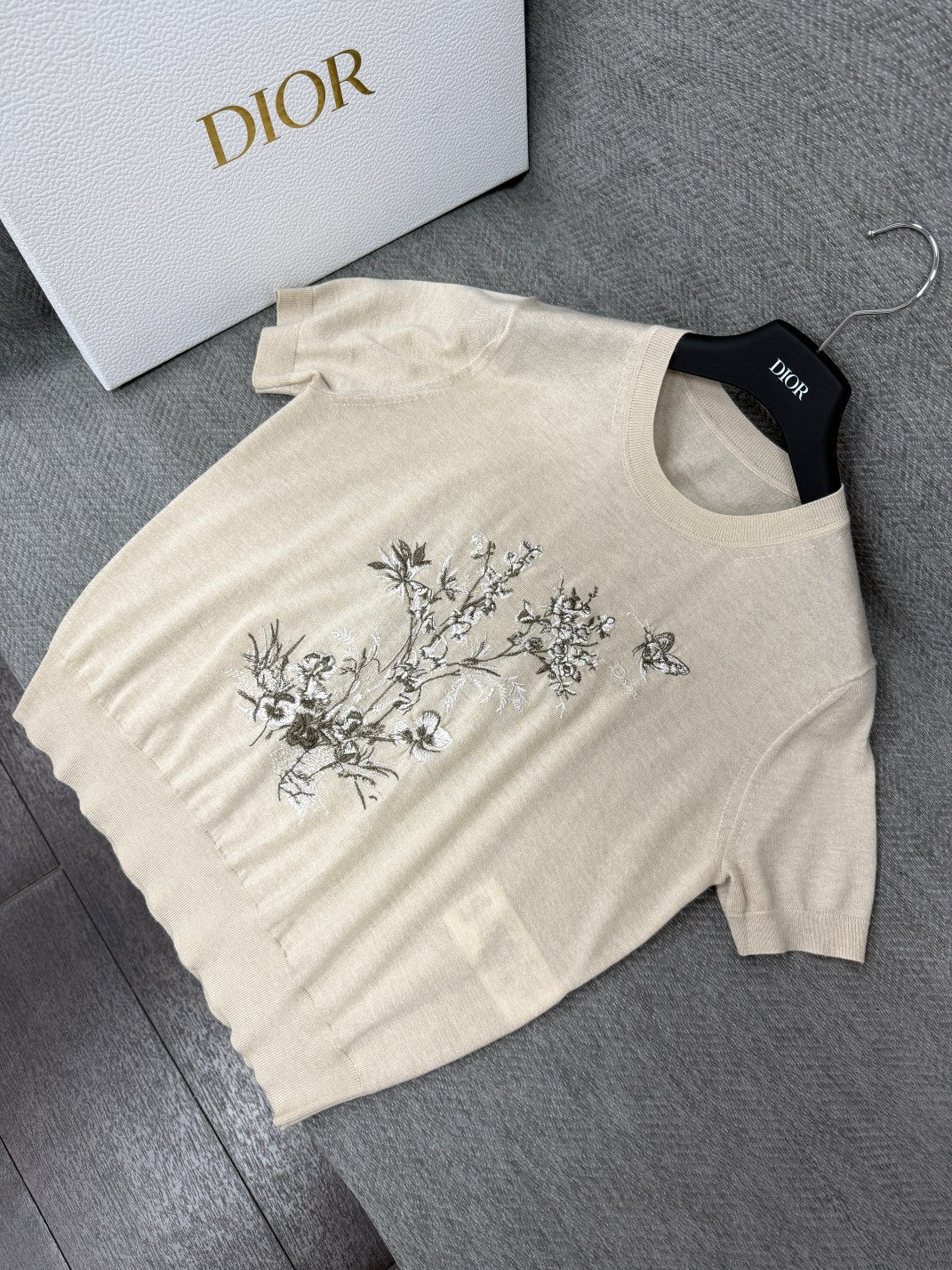 CD 26s Embroidered Short-Sleeved Shirt Khaki Cashmere 414827