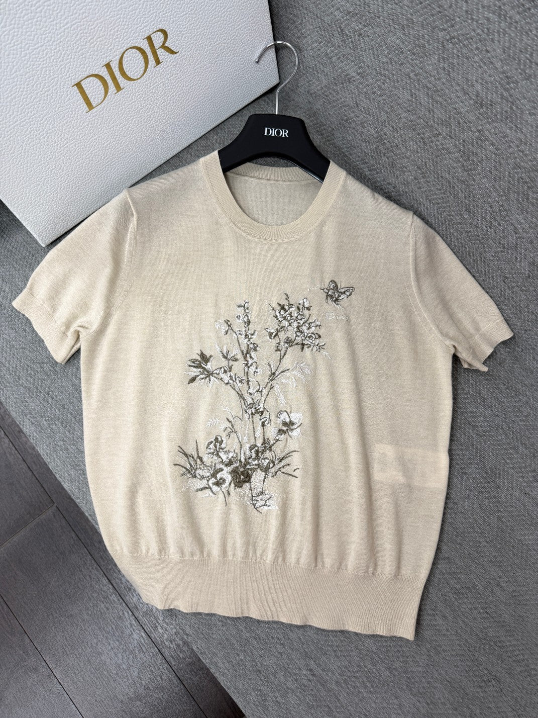 CD 26s Embroidered Short-Sleeved Shirt Khaki Cashmere 414827