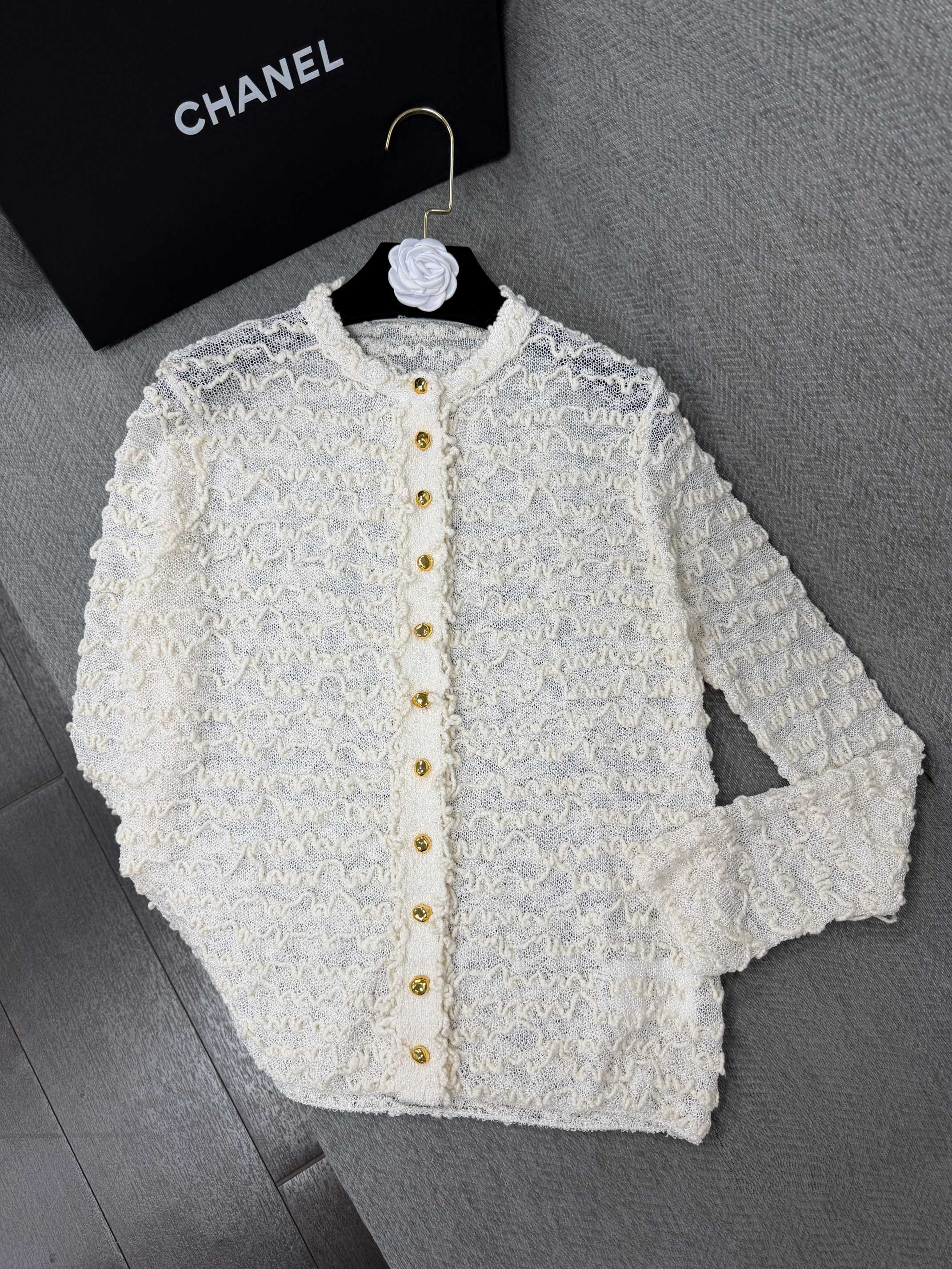 CC 26s Cardigan Textured Knit Pattern White Viscose Silk 414859