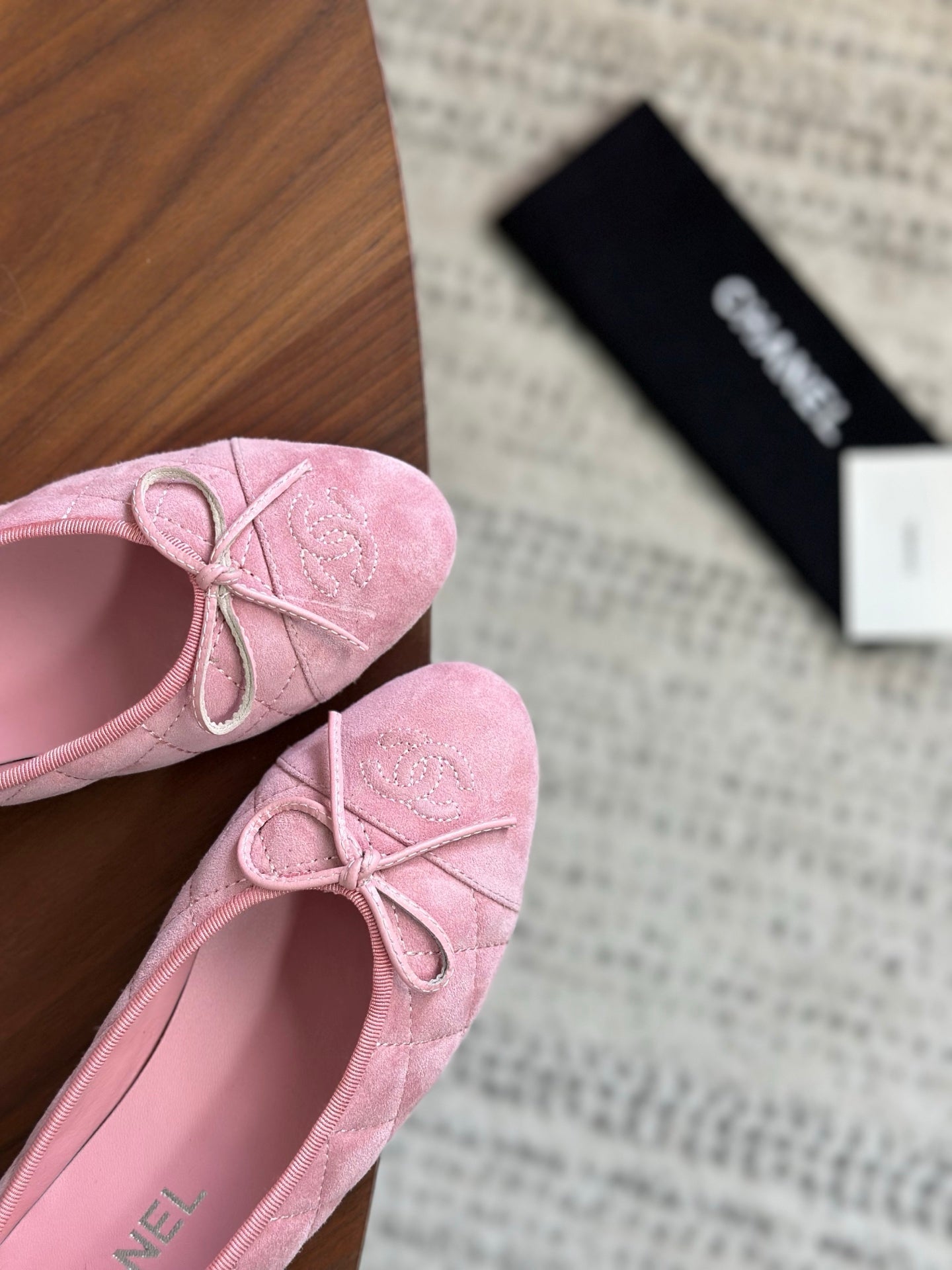 CC 26s Ballet Flat Light Pink Suede 938168