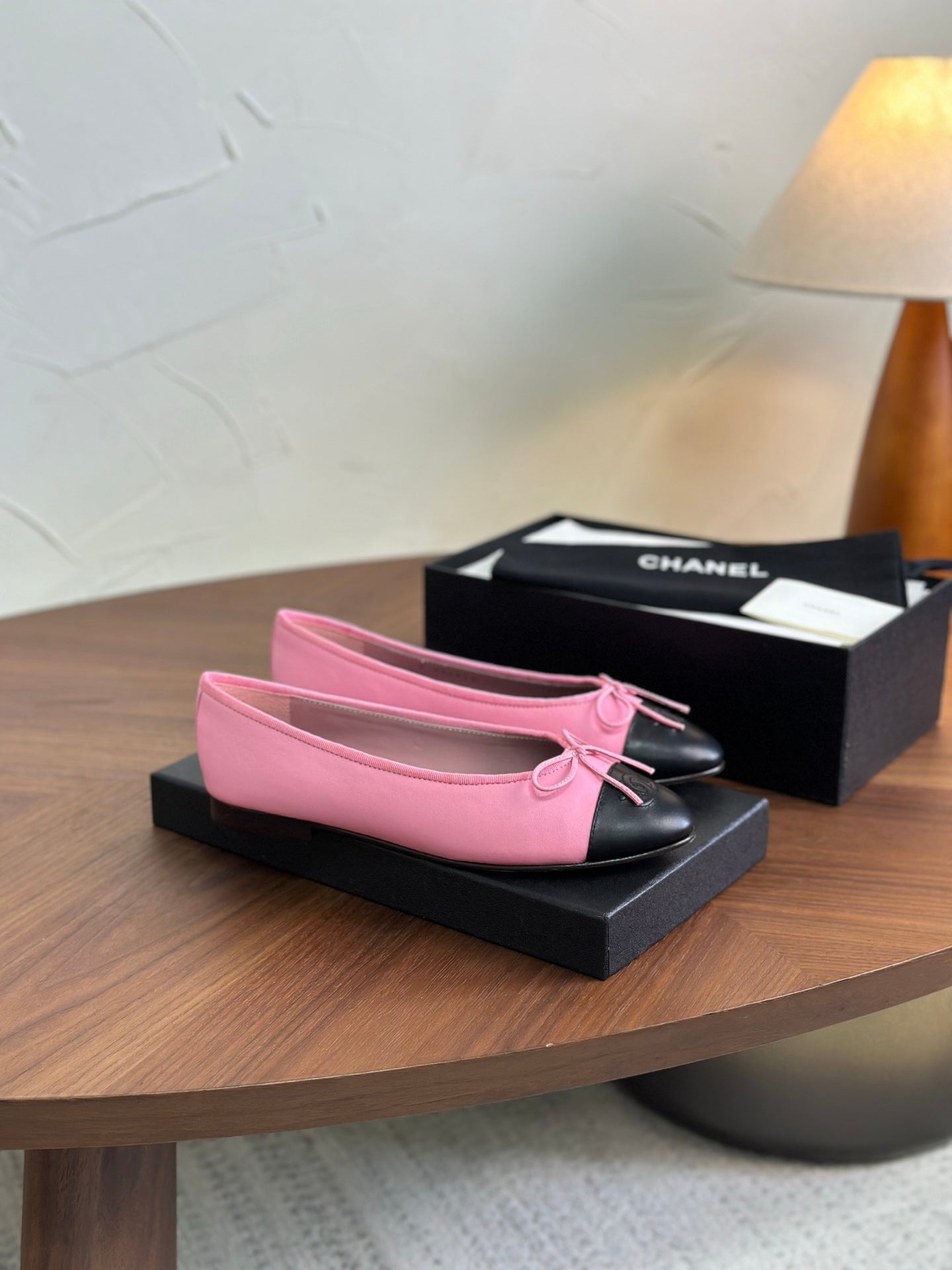CC 26s Ballet Flat Pink Black Calfskin 938175
