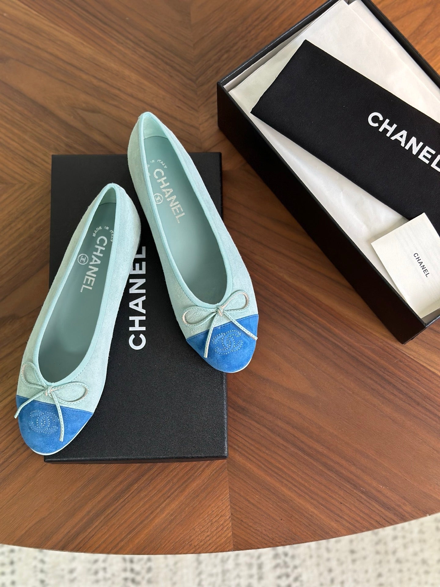 CC 26s Ballet Flat Light Blue Dark Blue Suede 938181