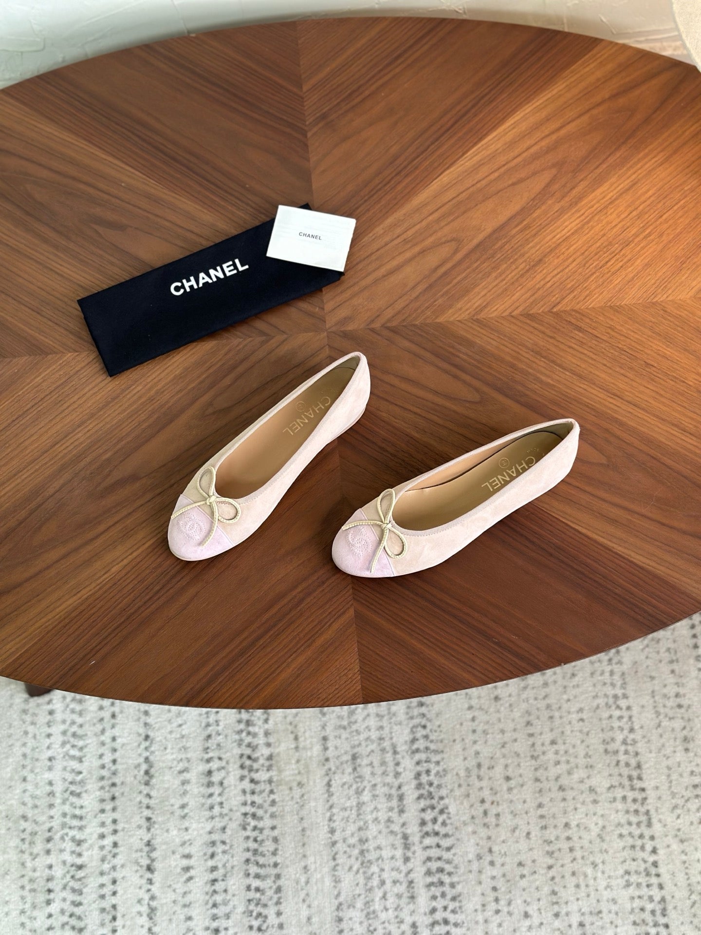 CC 26s Ballet Flat Muted Pink Suede 938182