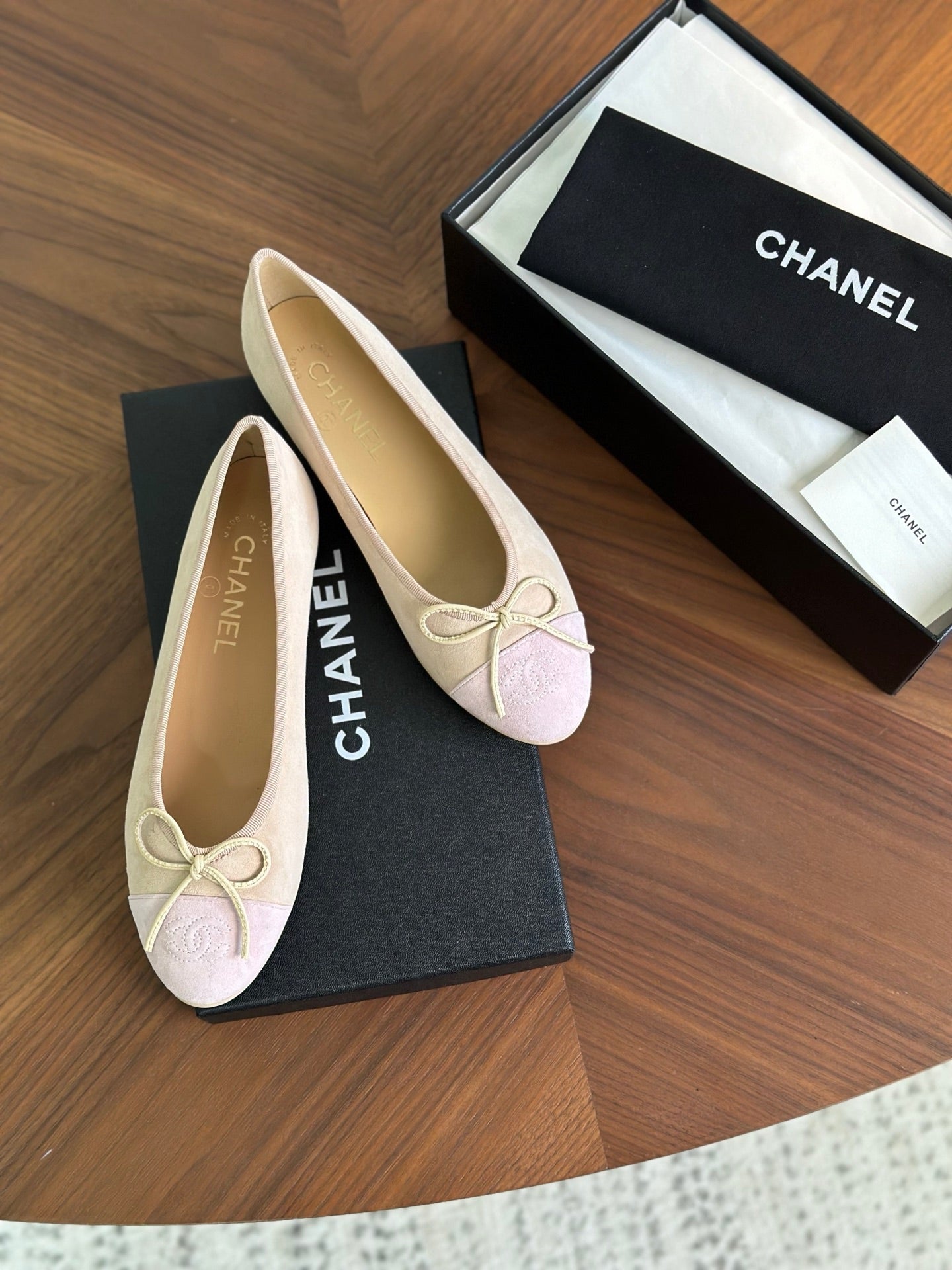 CC 26s Ballet Flat Muted Pink Suede 938182