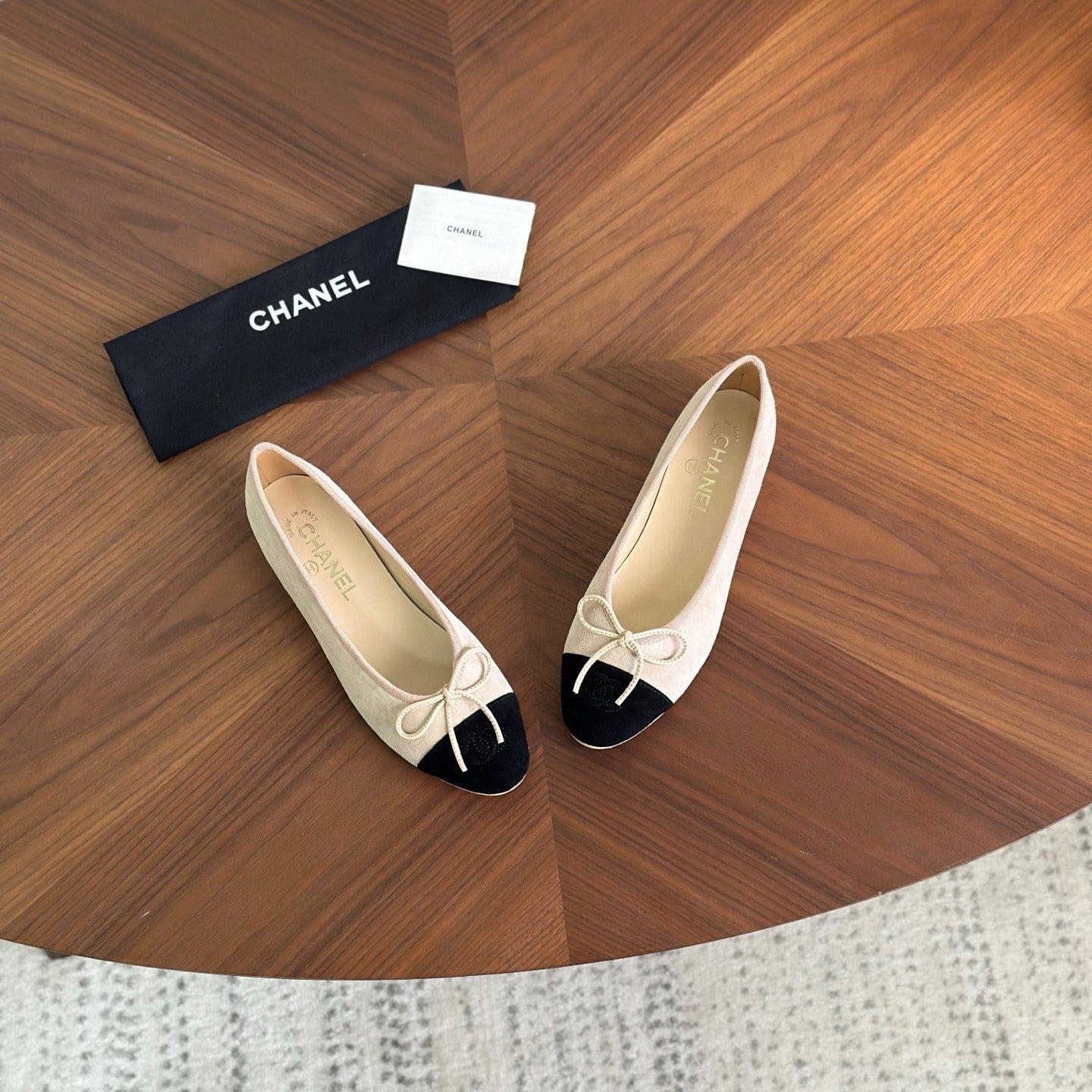 CC 26s Ballet Flat Black Khaki Suede 938185