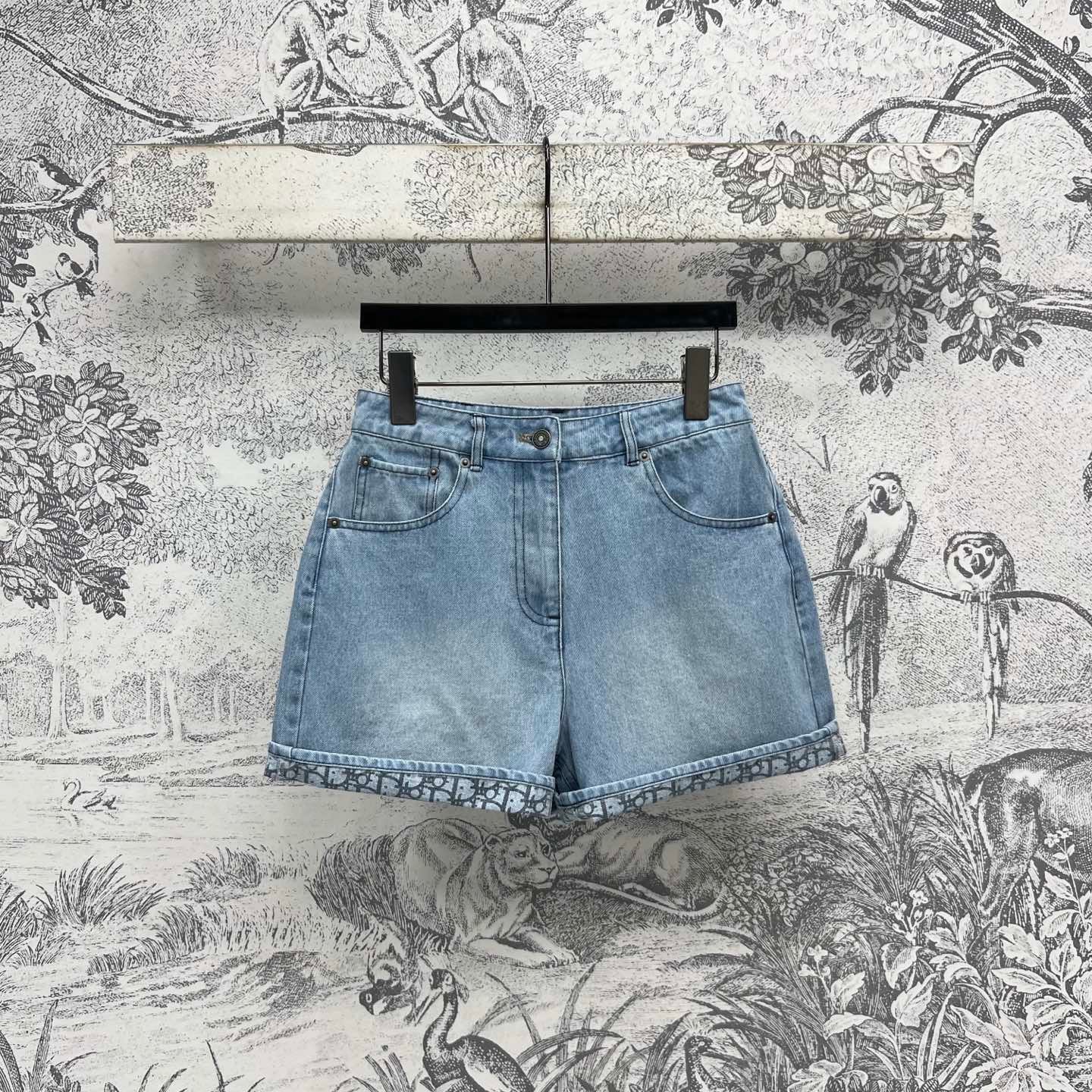 CD 25 Rolled Denim Short Light Blue Cotton