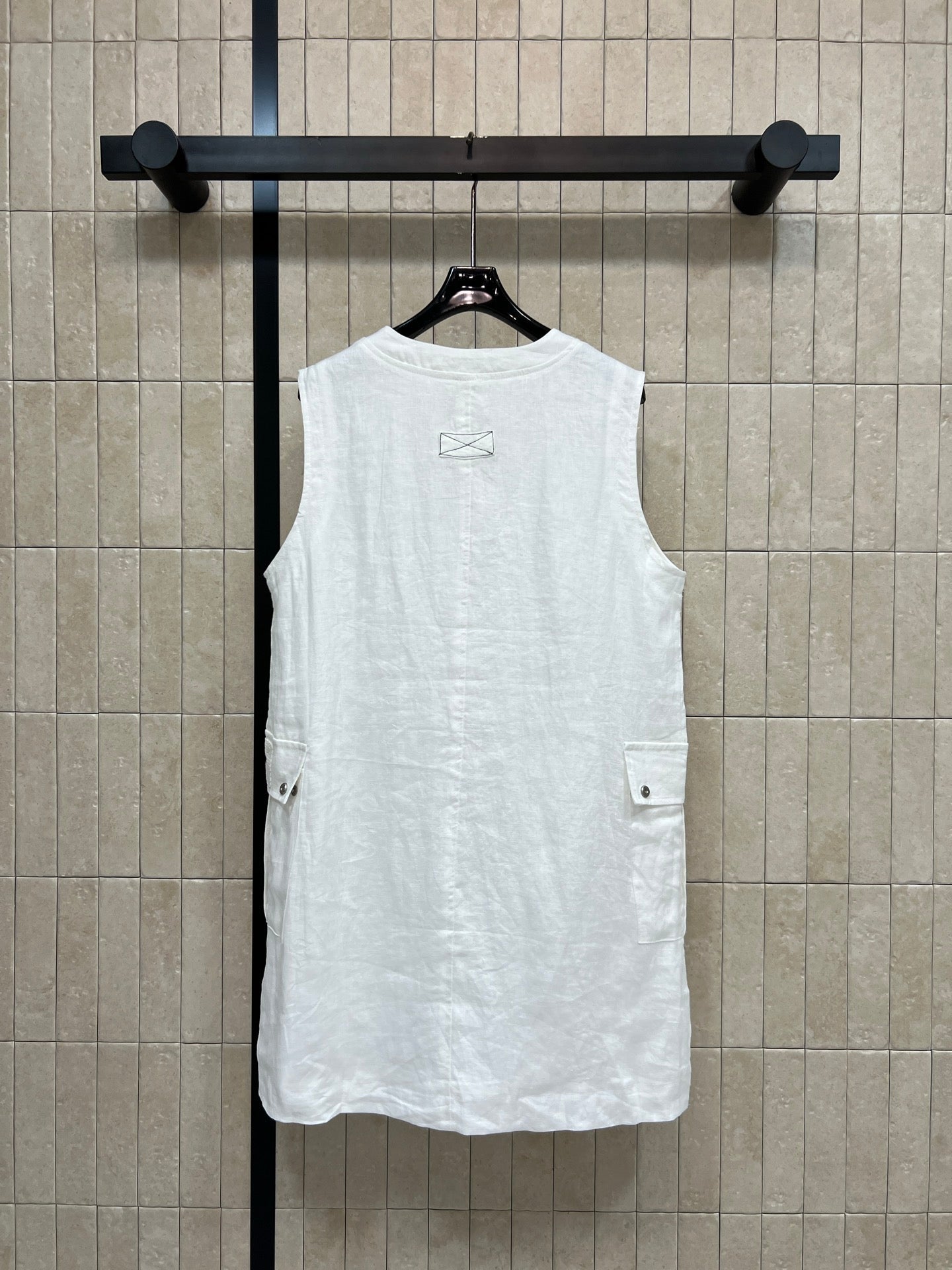 LP 26s Sleeveless Dress White Linen 400721