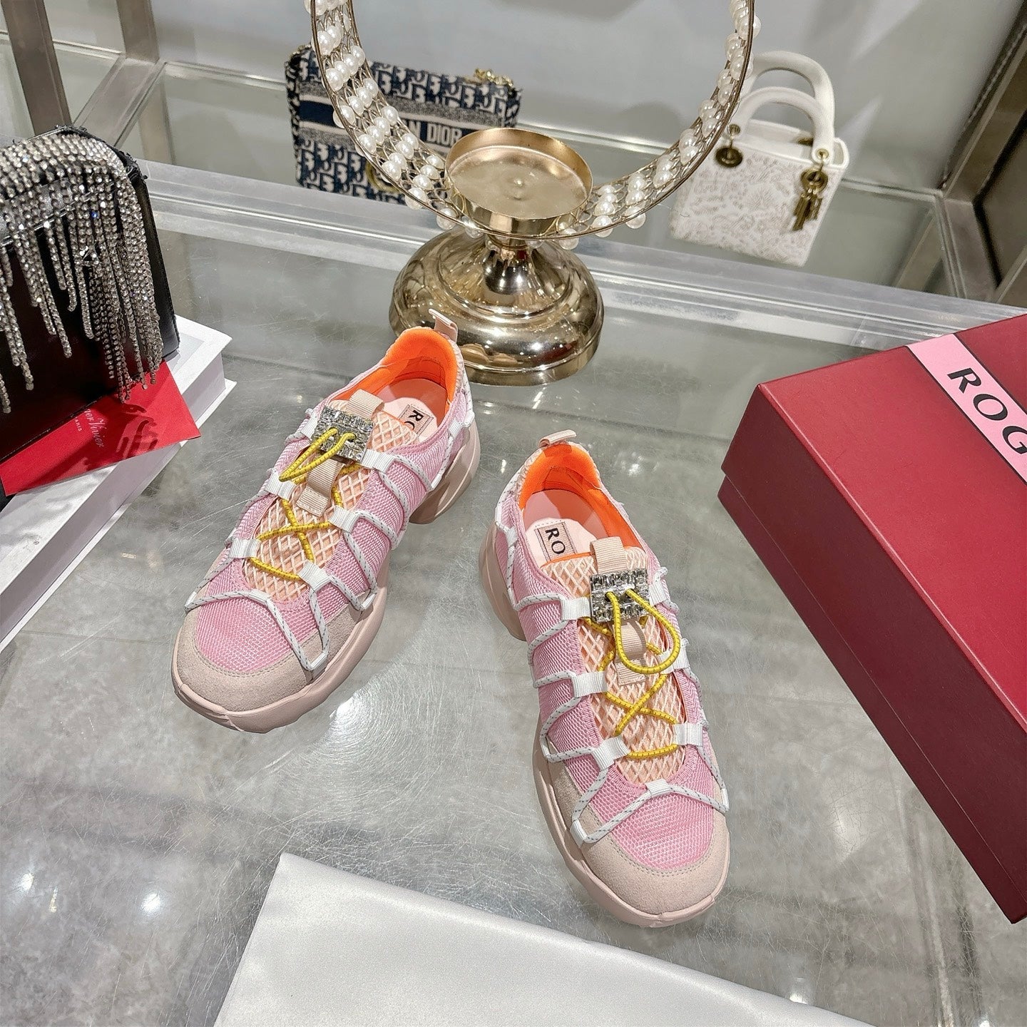 Roger Vivier Zag Sneakers Pink Lace Lambskin 679801