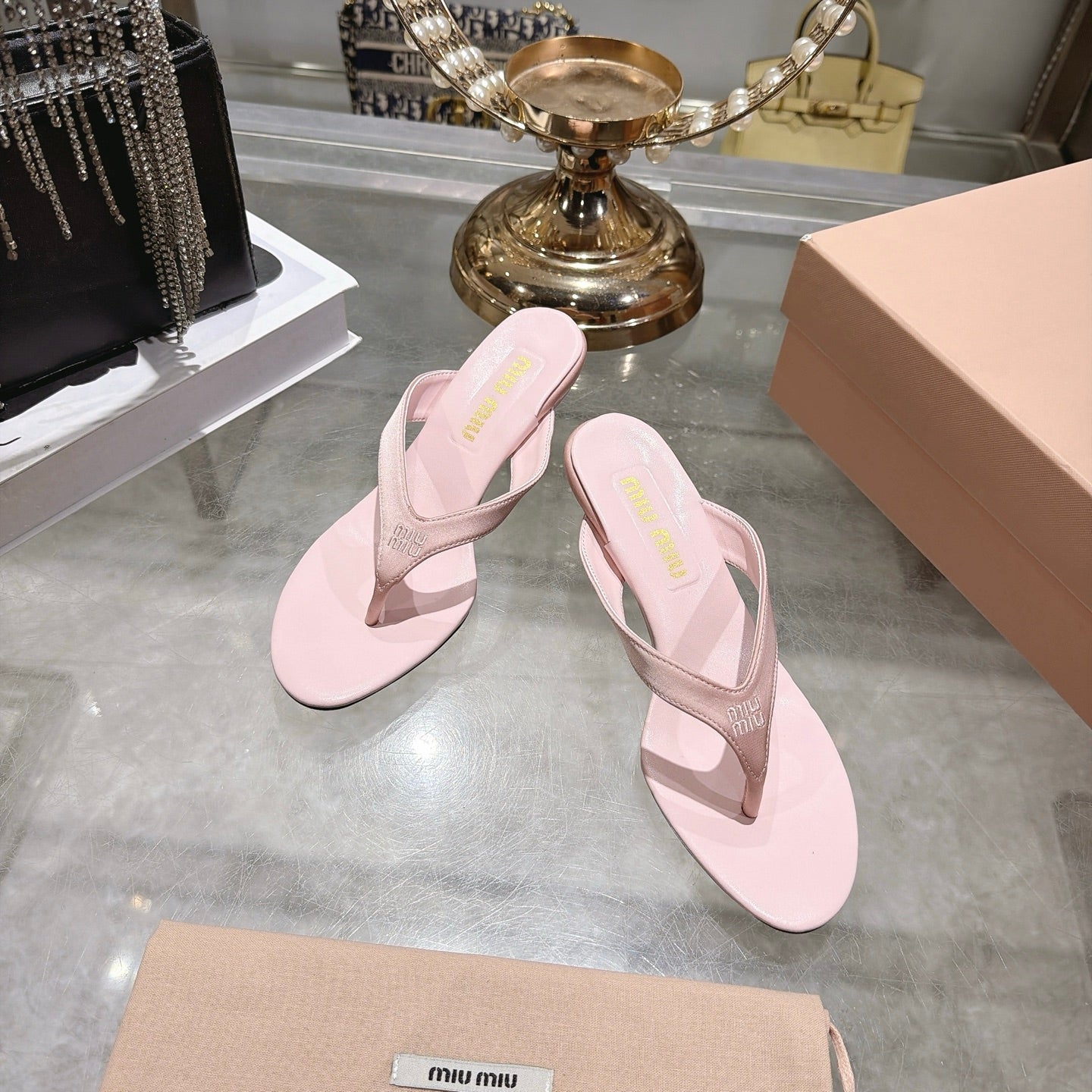 Miu 26s Thong Sandal 6.5cm Light Pink Satin Leather 951523