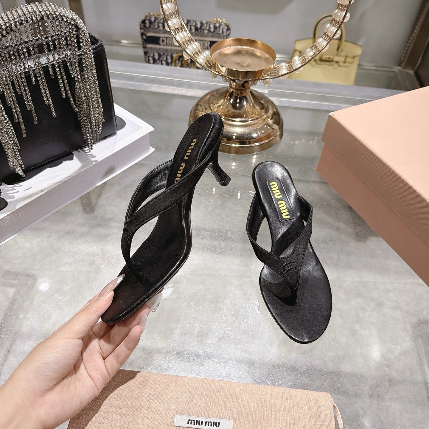 Miu 26s Thong Sandal 6.5cm Black Satin Leather 951525