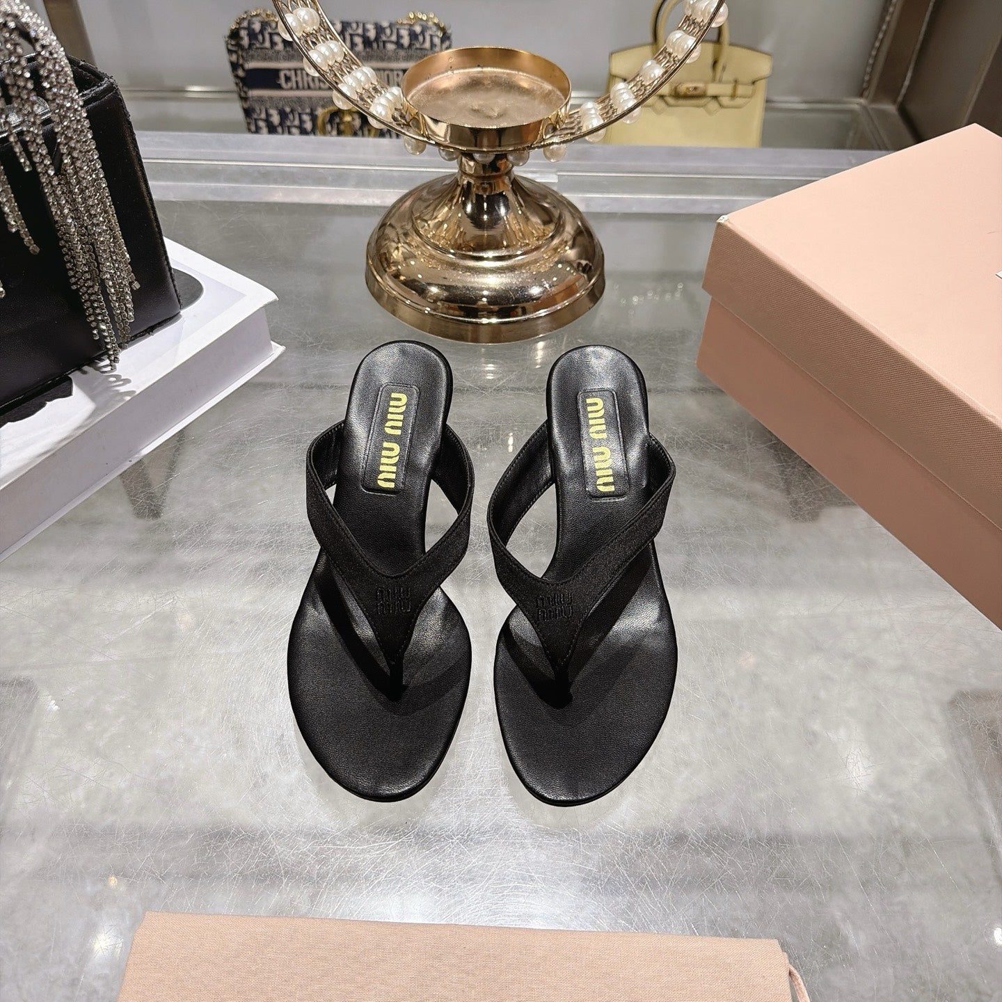 Miu 26s Thong Sandal 6.5cm Black Satin Leather 951525