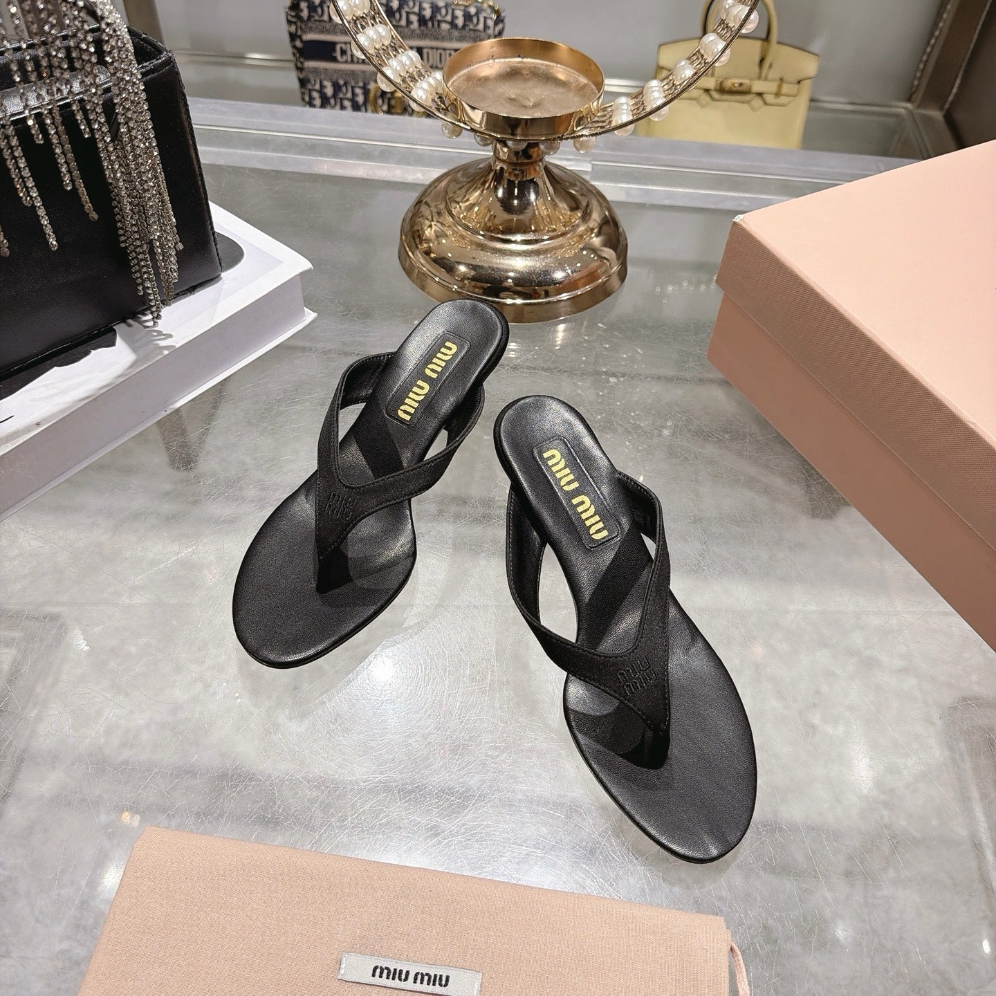 Miu 26s Thong Sandal 6.5cm Black Satin Leather 951525