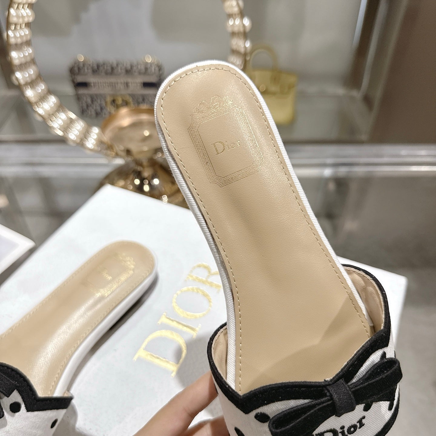 CD Dway Flat Sandal PolkaDior White Motif Cotton Leather 951362