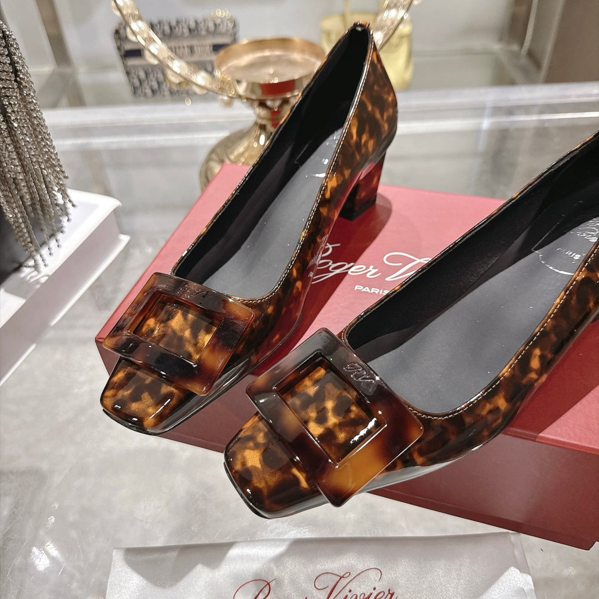 RV 26s Belle Vivier Pumps 4.5cm Tortoiseshell Patent 999730