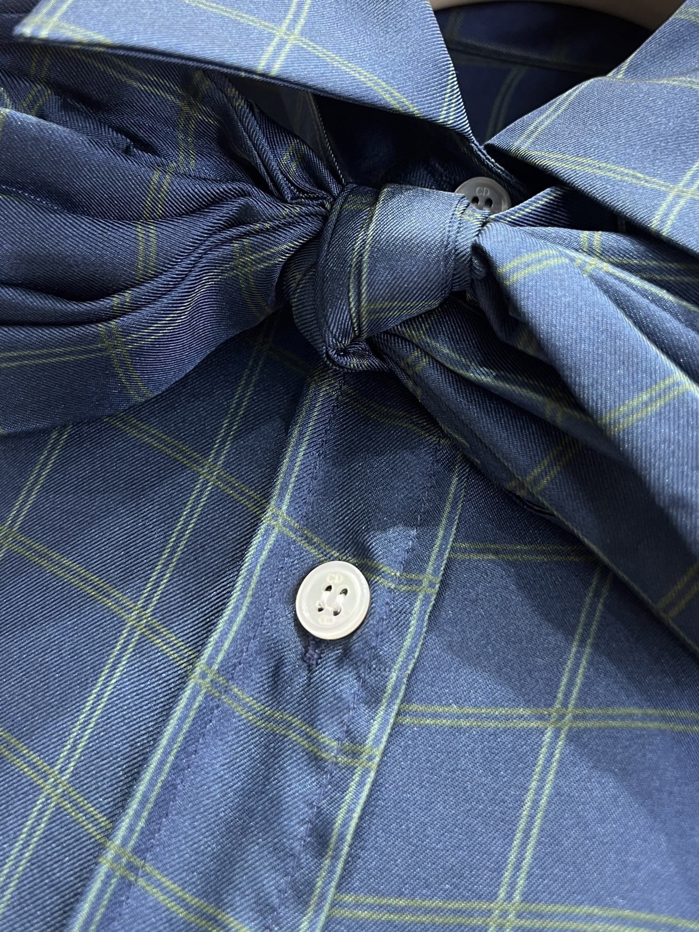 CD 26s Blouse Dark Blue Twill Silk 399258