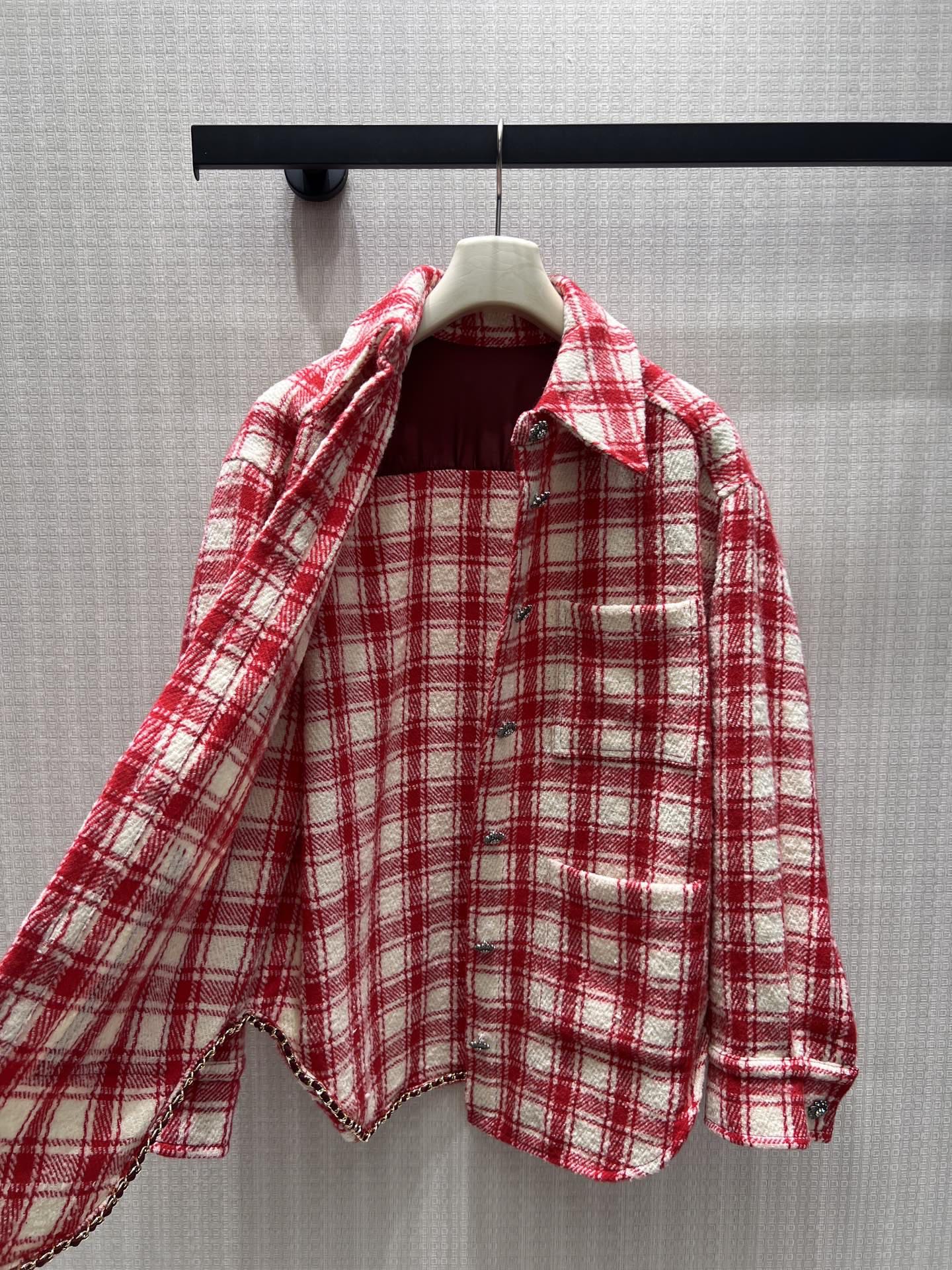 CC 26s Métiers d’art 2026 Shirt Red & Ivory Wool 414722