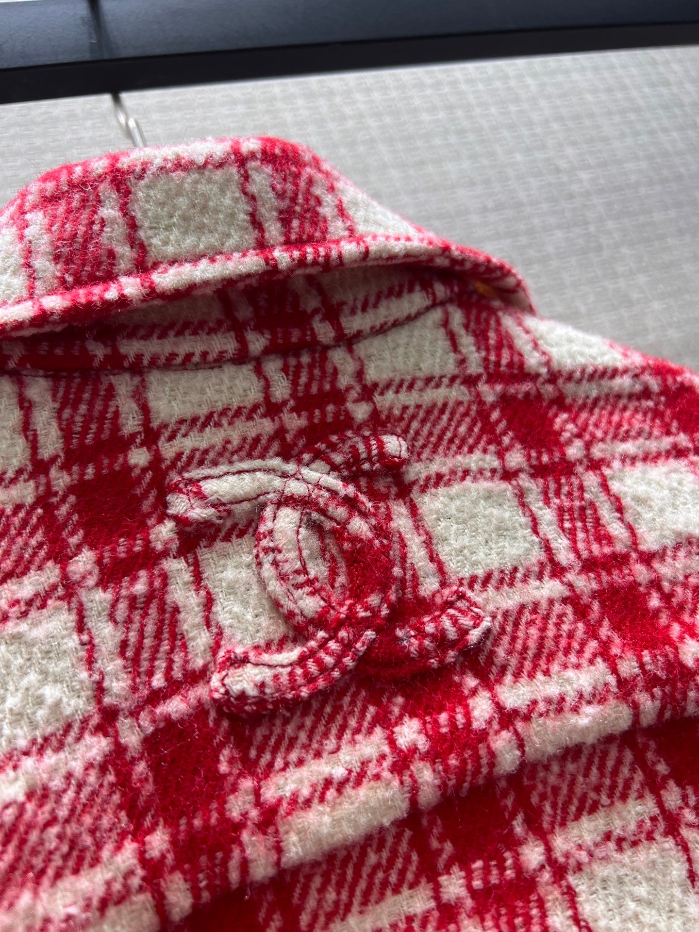 CC 26s Métiers d’art 2026 Shirt Red & Ivory Wool 414722