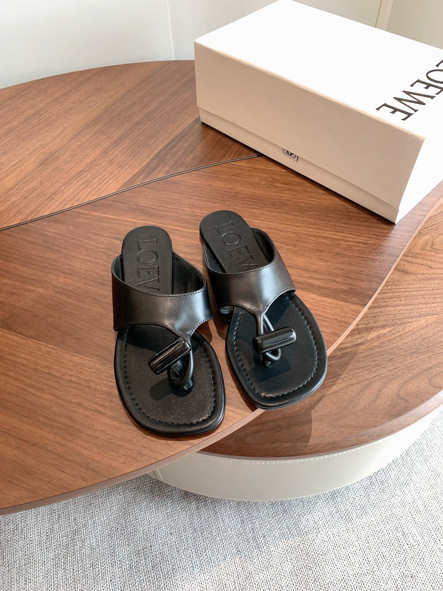 Loewe Toggle Sandals Black Leather 878017