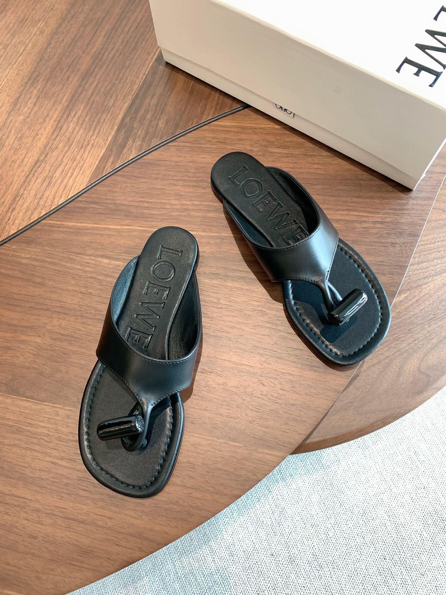 Loewe Toggle Sandals Black Leather 878017