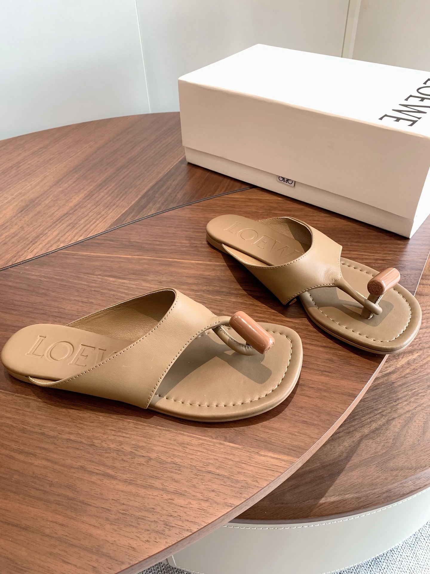 Loewe Toggle Sandals Beige Leather 878018