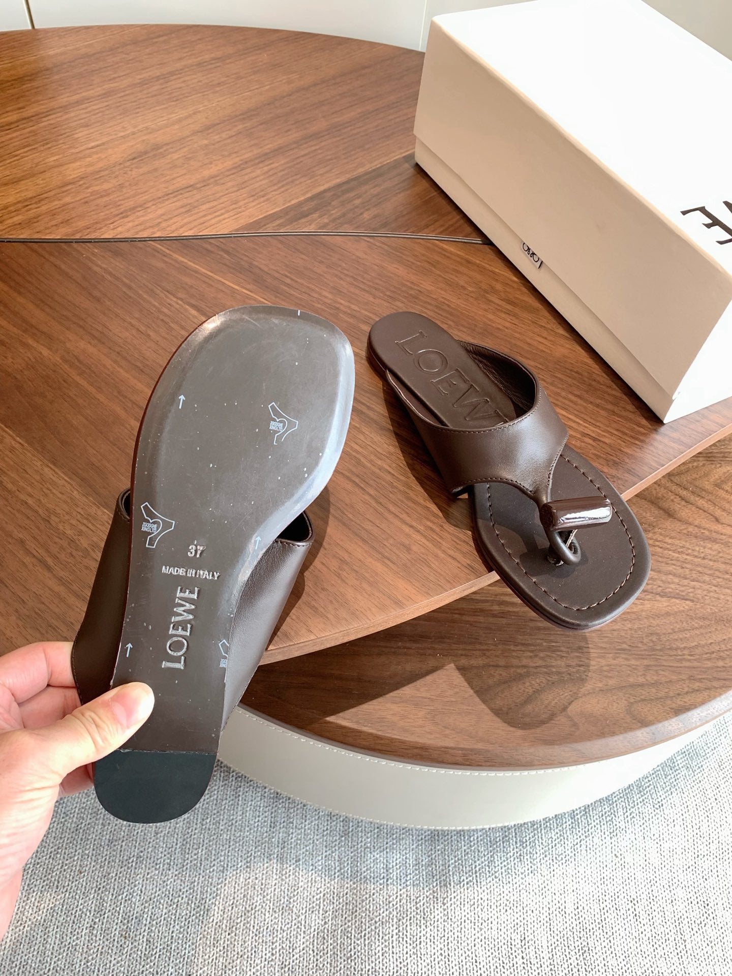 Loewe Toggle Sandals Coffee Leather 878019