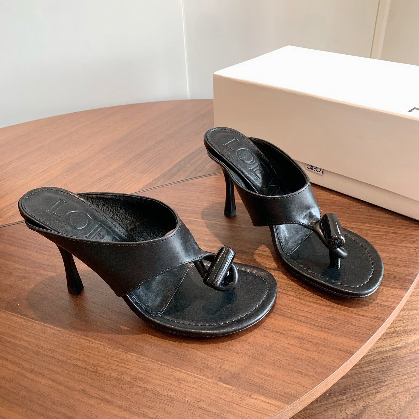 Loewe Toggle Sandals 9cm Black Leather 878021