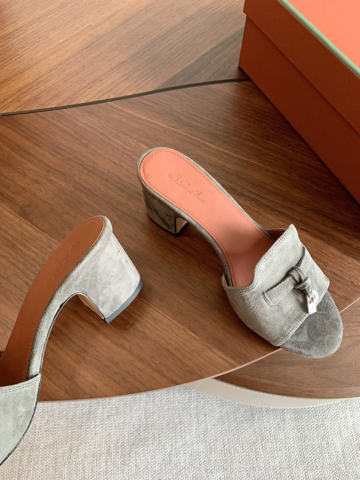 LP 26s Summer Mule Heels 60mm In Grey Suede Gold Hardware