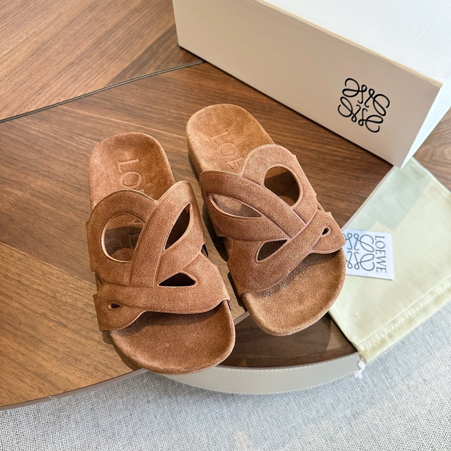 Loewe Ease Slide Brown Suede 878034