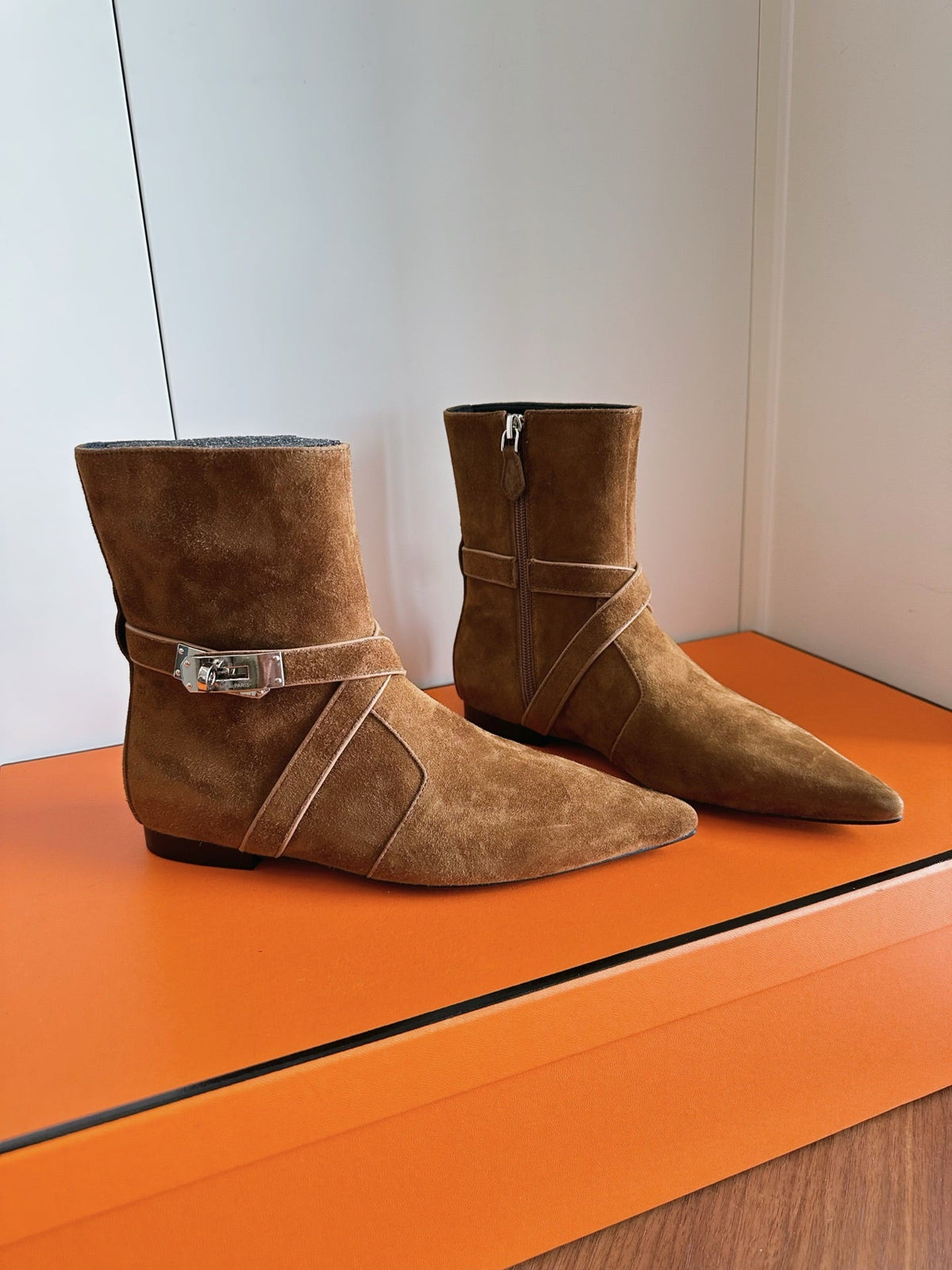 HM 26s Nice Ankle Boots 1.5cm Tan Suede 149080