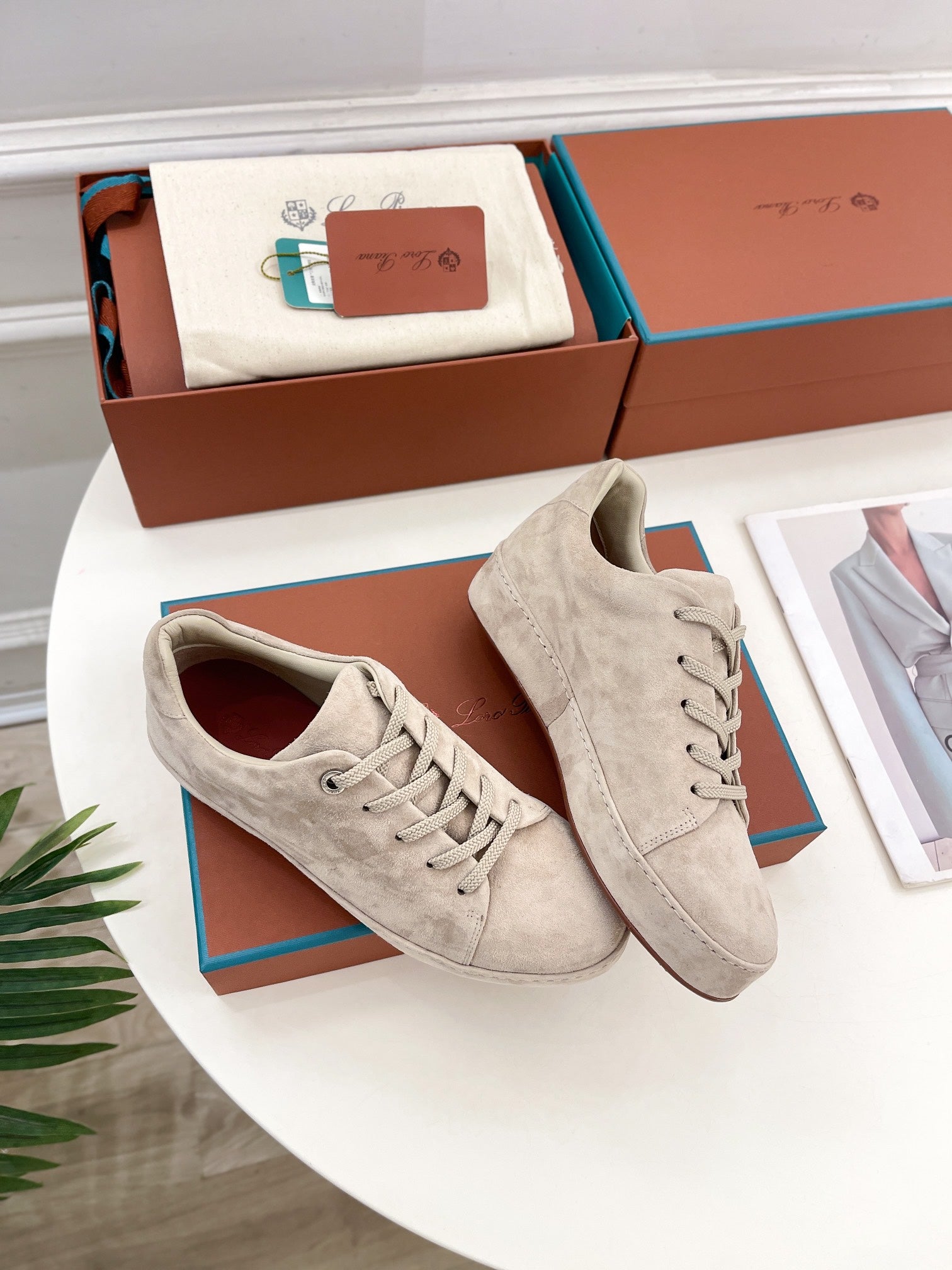 LP Nuage Sneaker In Light Beige Suede 988287