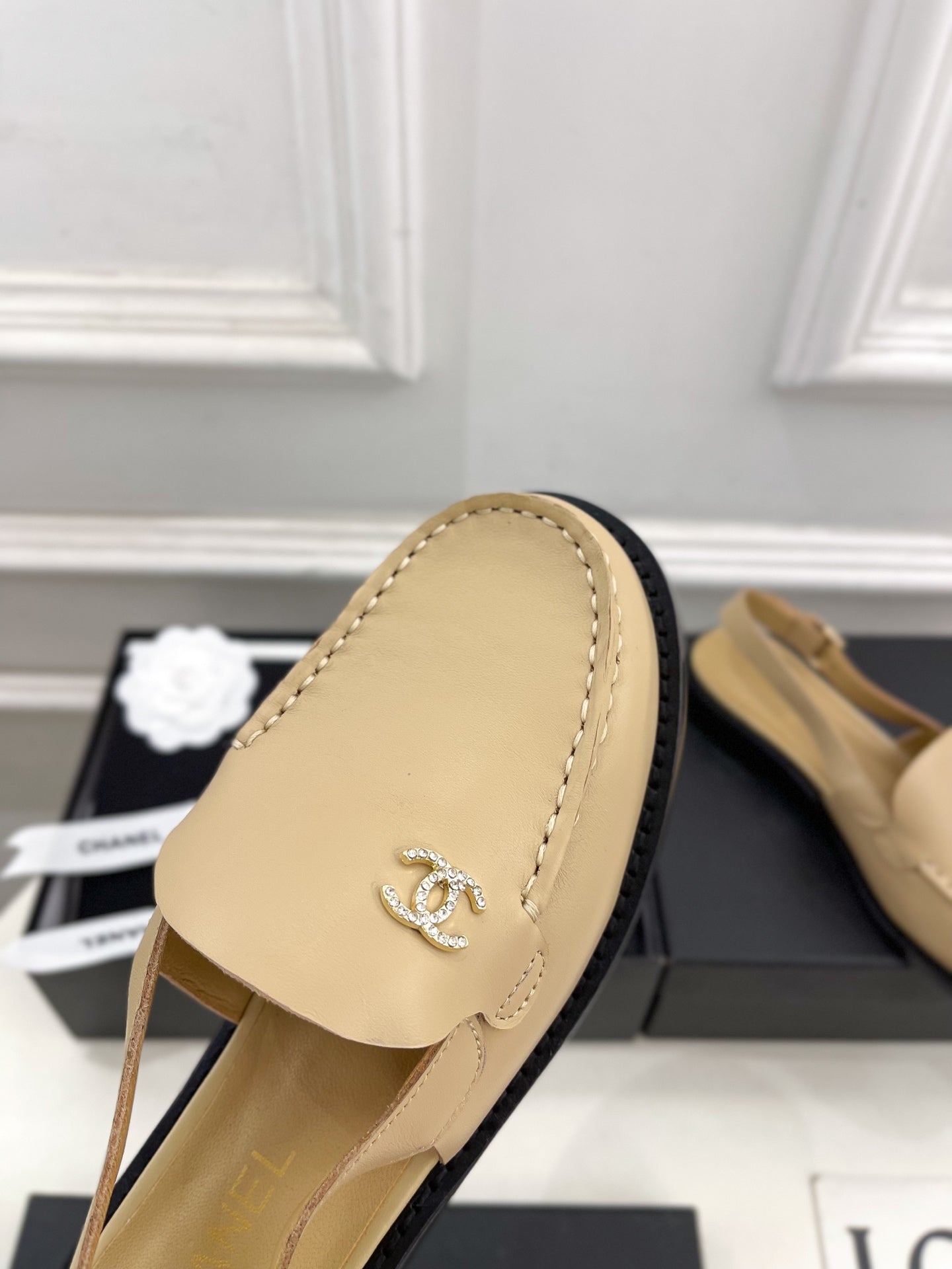 CC 25S Slingback Loafer Beige Calfskin