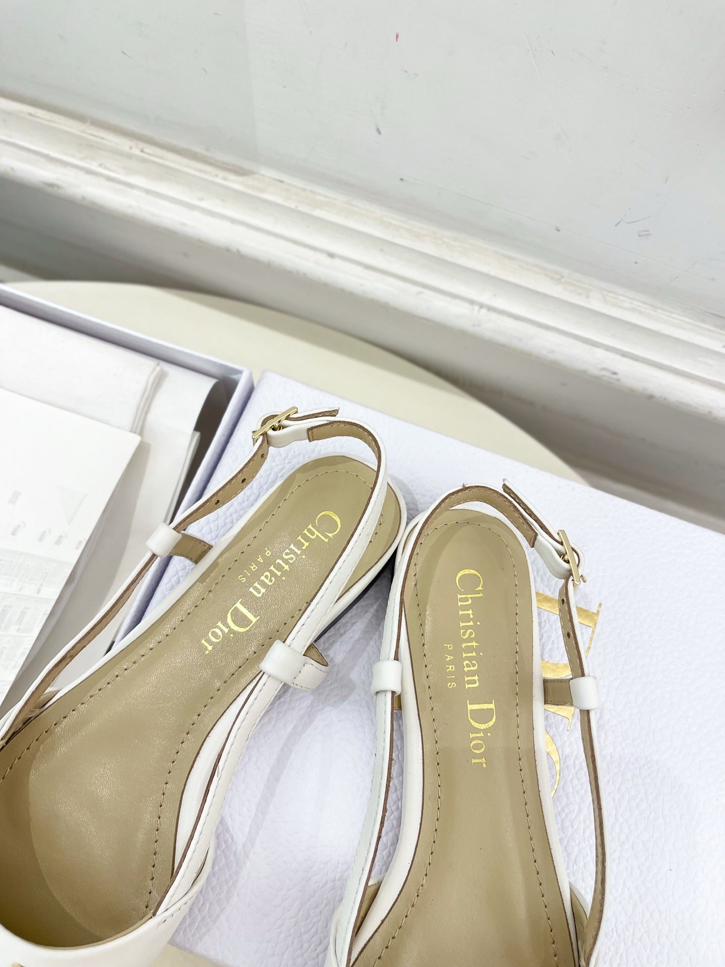 CD 25 Slingback Flat White Calfskin 307442