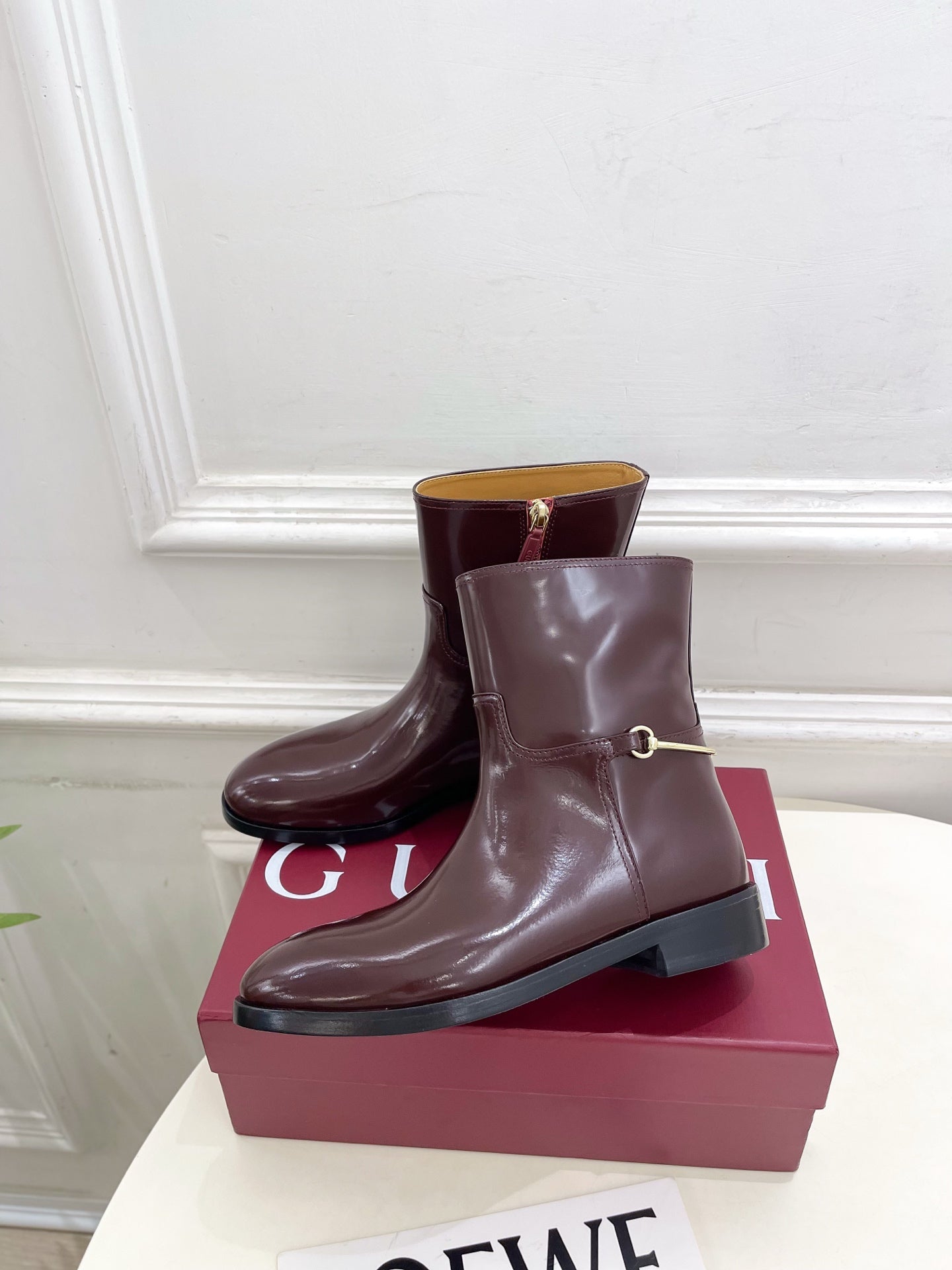 Gucci 25𝐬𝐬 horsebit ankle boots burgundy patent calfskin 435385