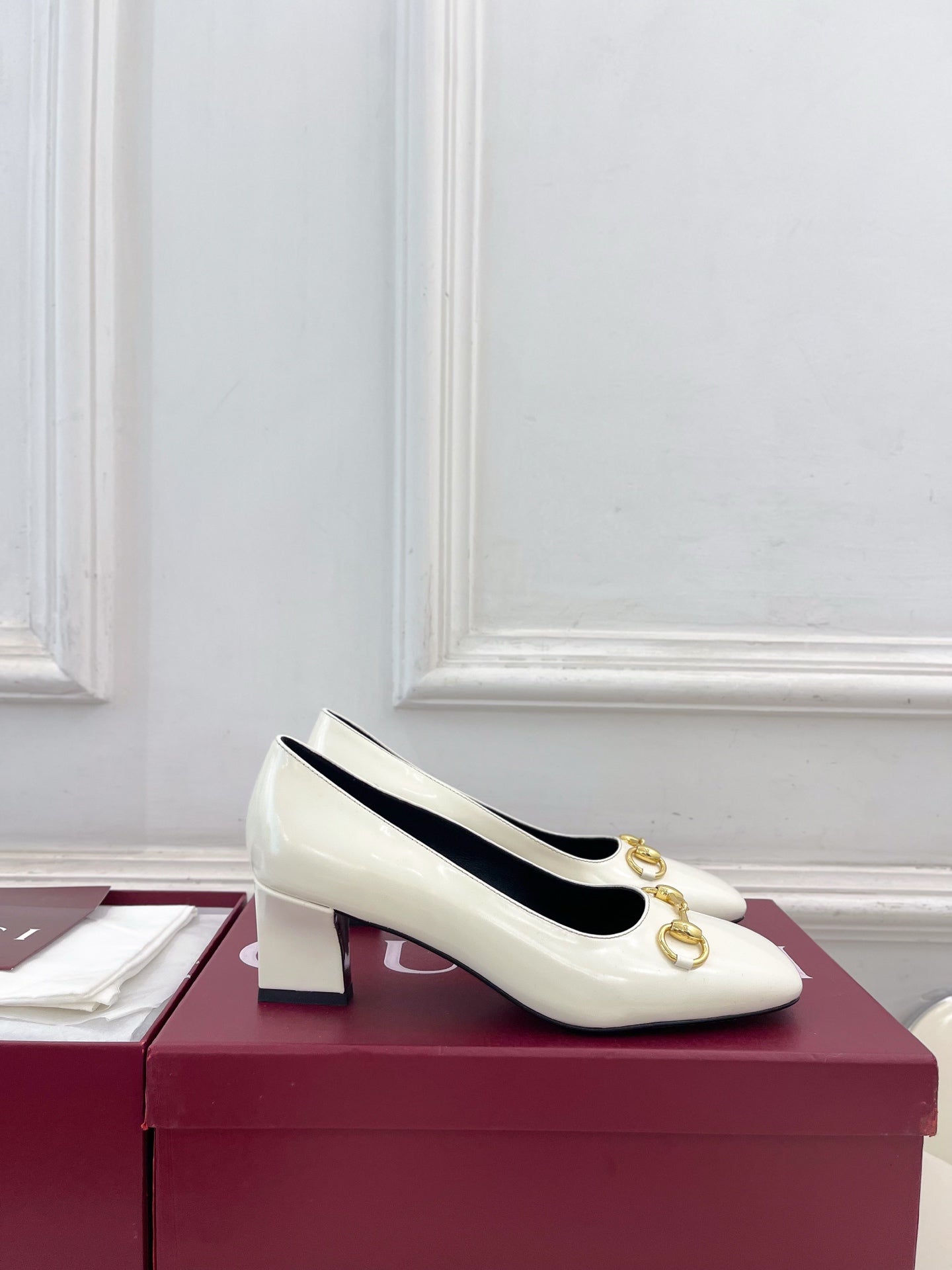 GG 26s Signora Pump 5.5cm White  Leather 640311