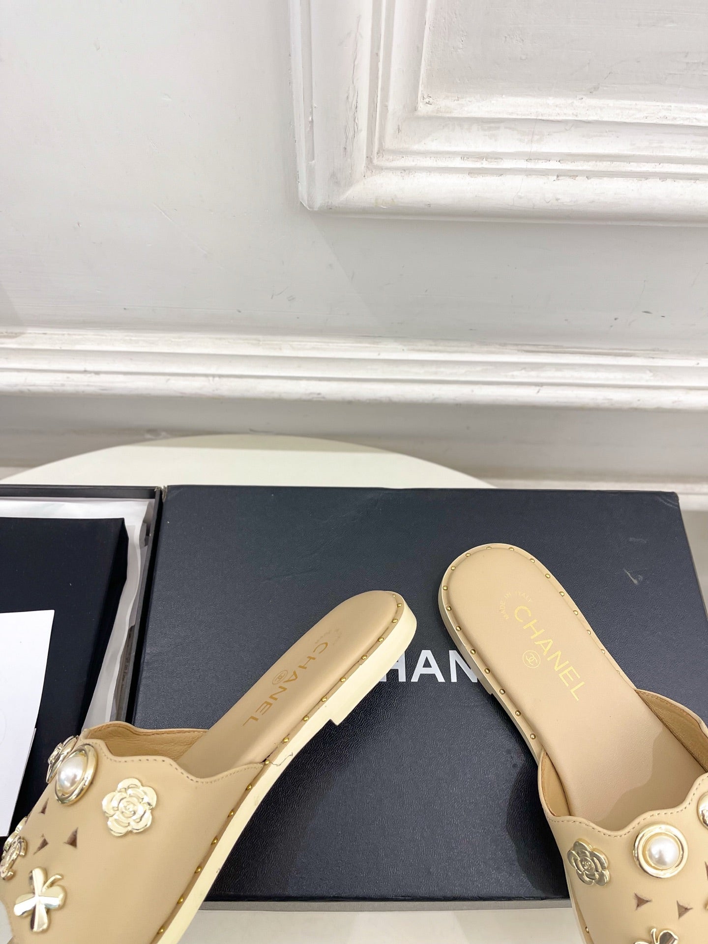 Chanel 26s Flat Sandals Beige Lambskin Charm-Decorated