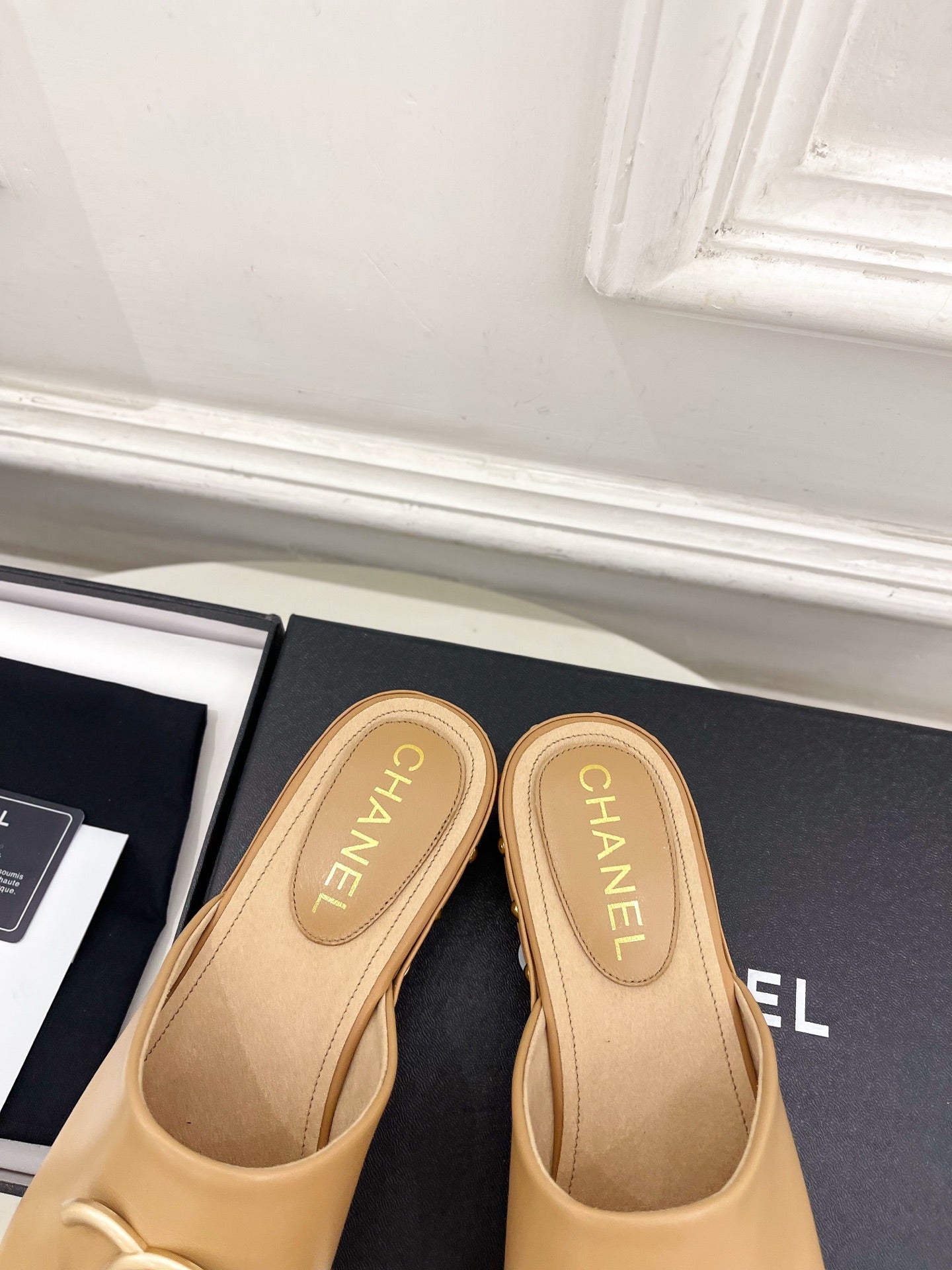 CC 26s Wood Platform Slip-on 3.5cm Light Beige Leather 891747