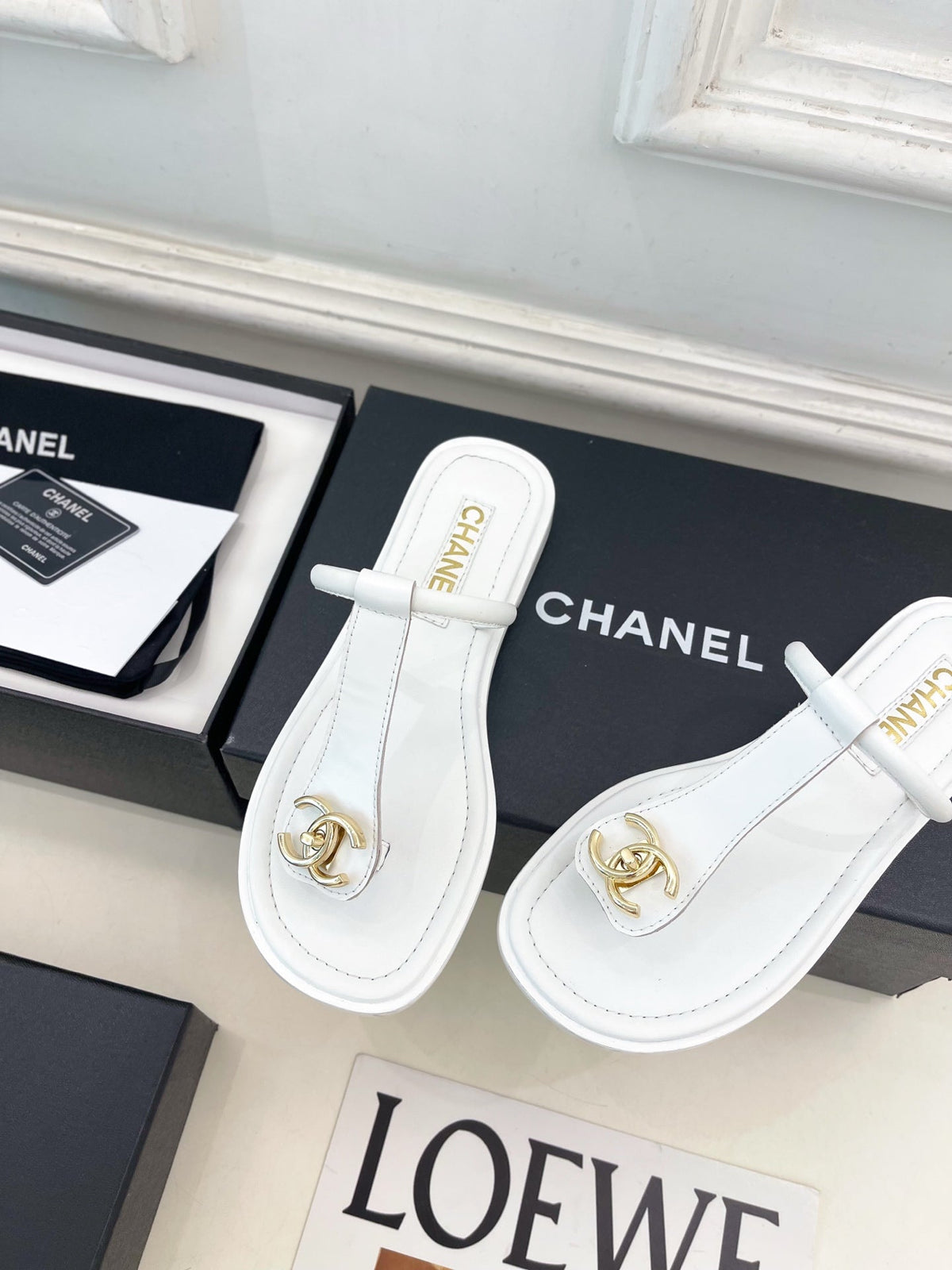Chanel 26s Thong Sandals In White Lambskin With Gold Tone Cc Logo