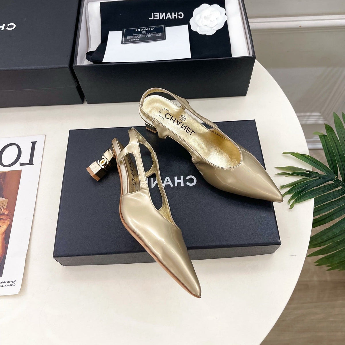 Chanel 26s Pointed Toe High Heels 55 Mm In Metallic Gold Lambskin