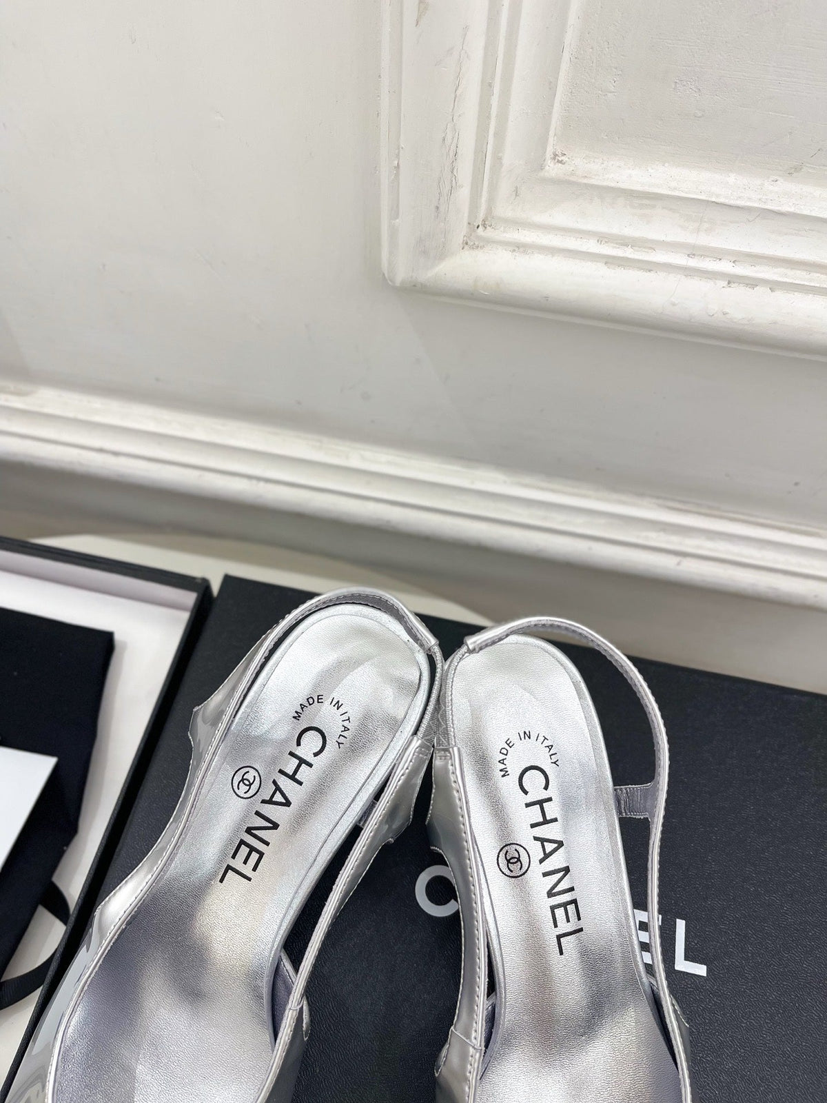 Chanel 26s Pointed Toe High Heels 55 Mm In Metallic Silver Lambskin