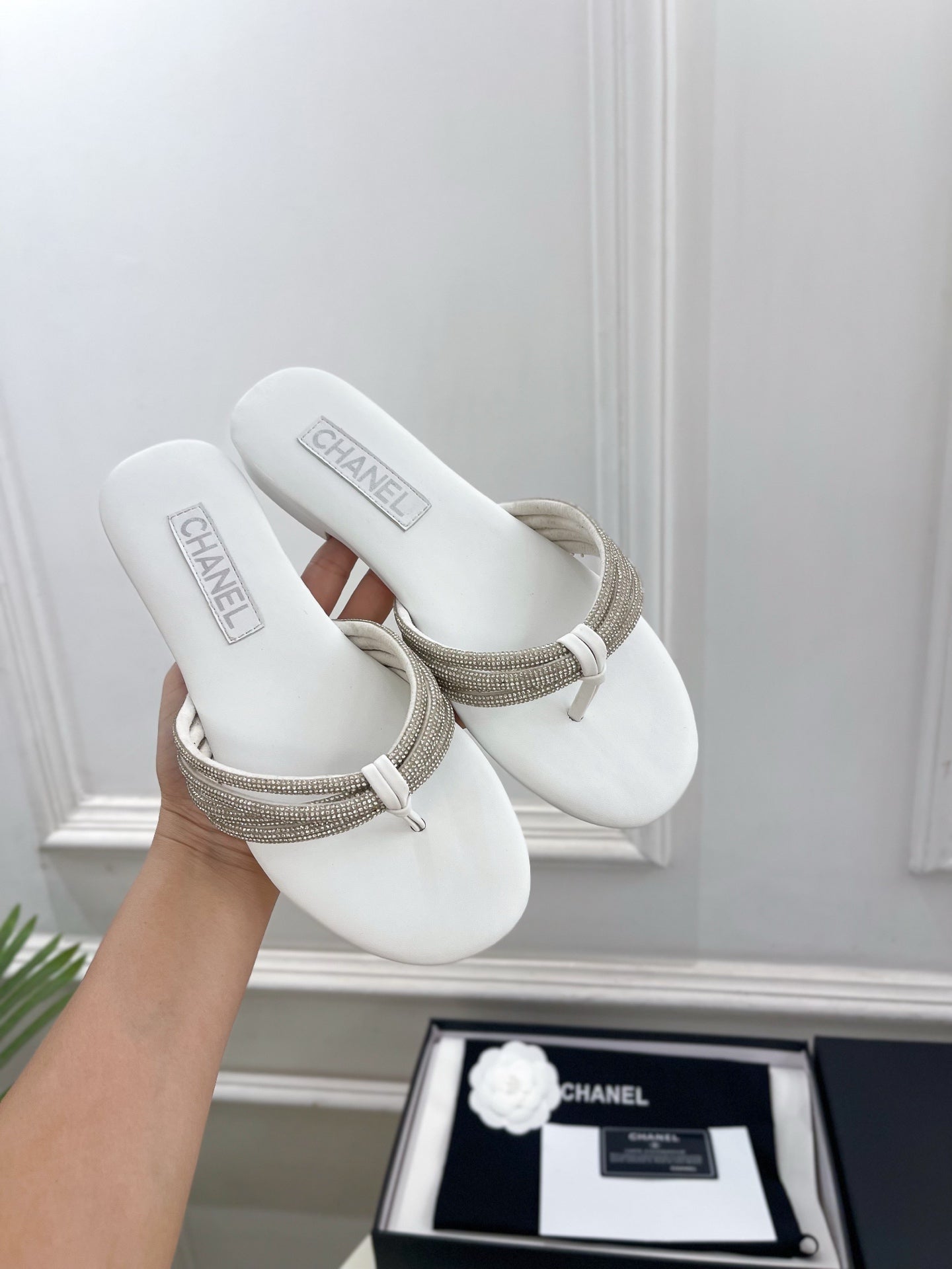 CC 26s Rhinestone Thong Sandals White Lambskin 947052