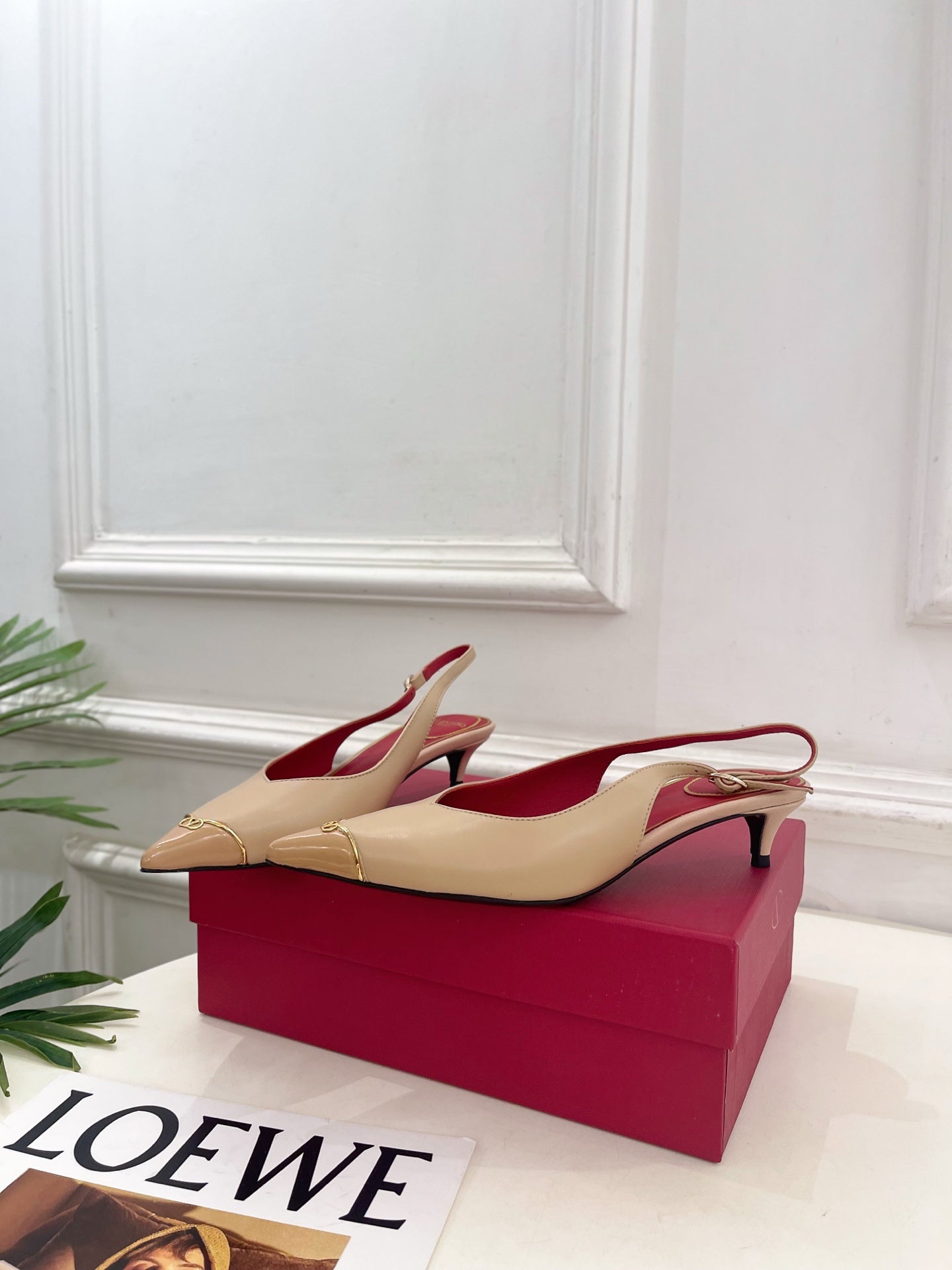 VLogo Heartip Slingback 3.5cm Beige Sheepskin 947340