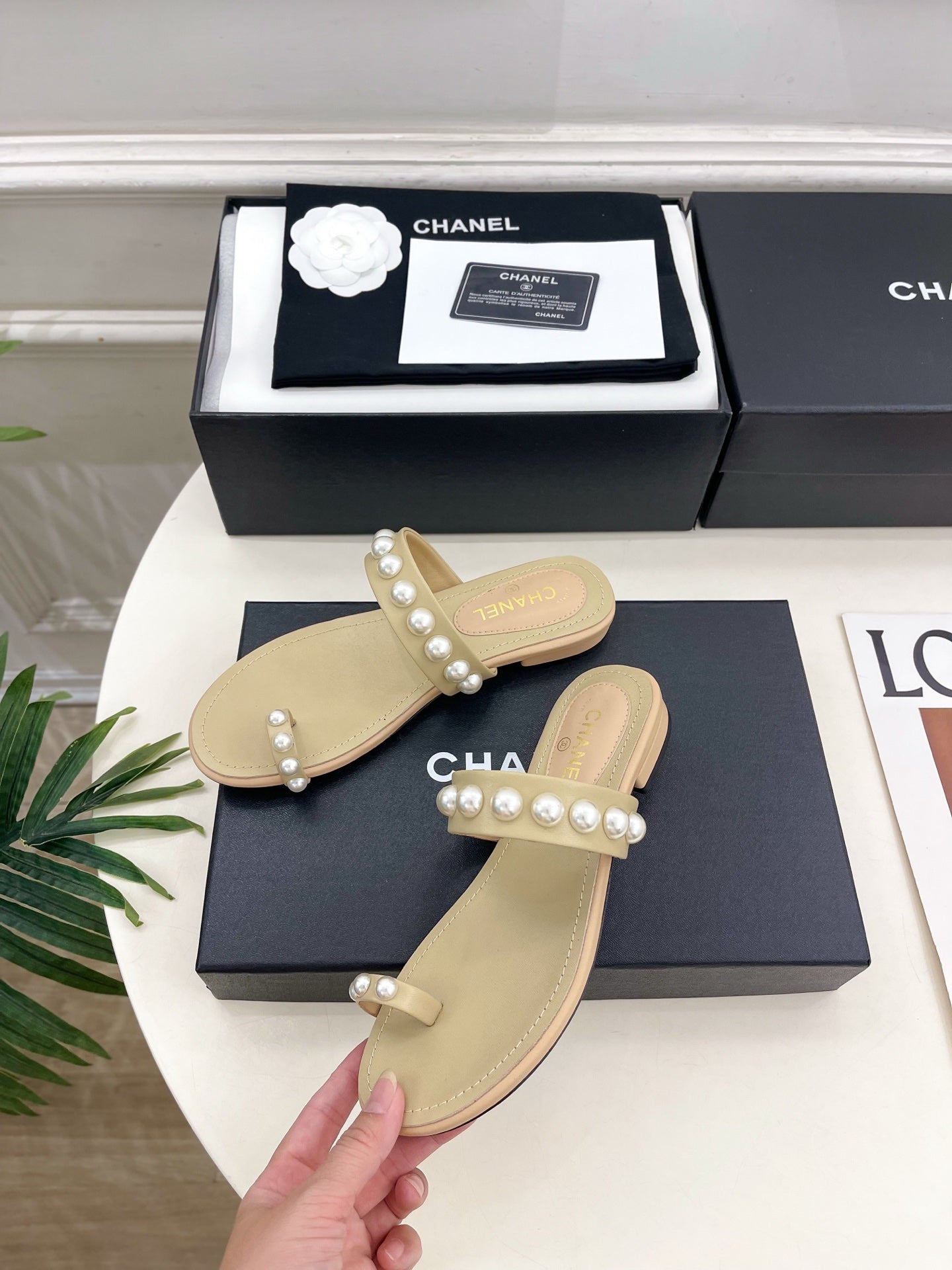 CC 26s Pearl Embellished Sandals Beige Sheepskin 947068
